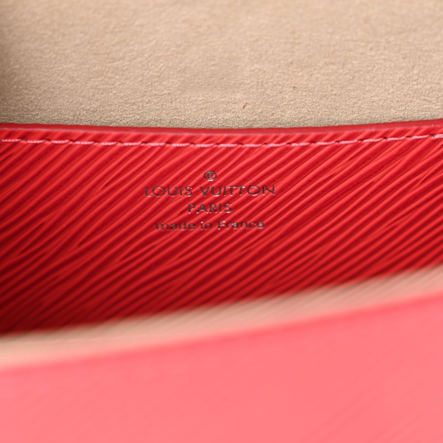 Epi Twist Shoulder Bag MM Grenade