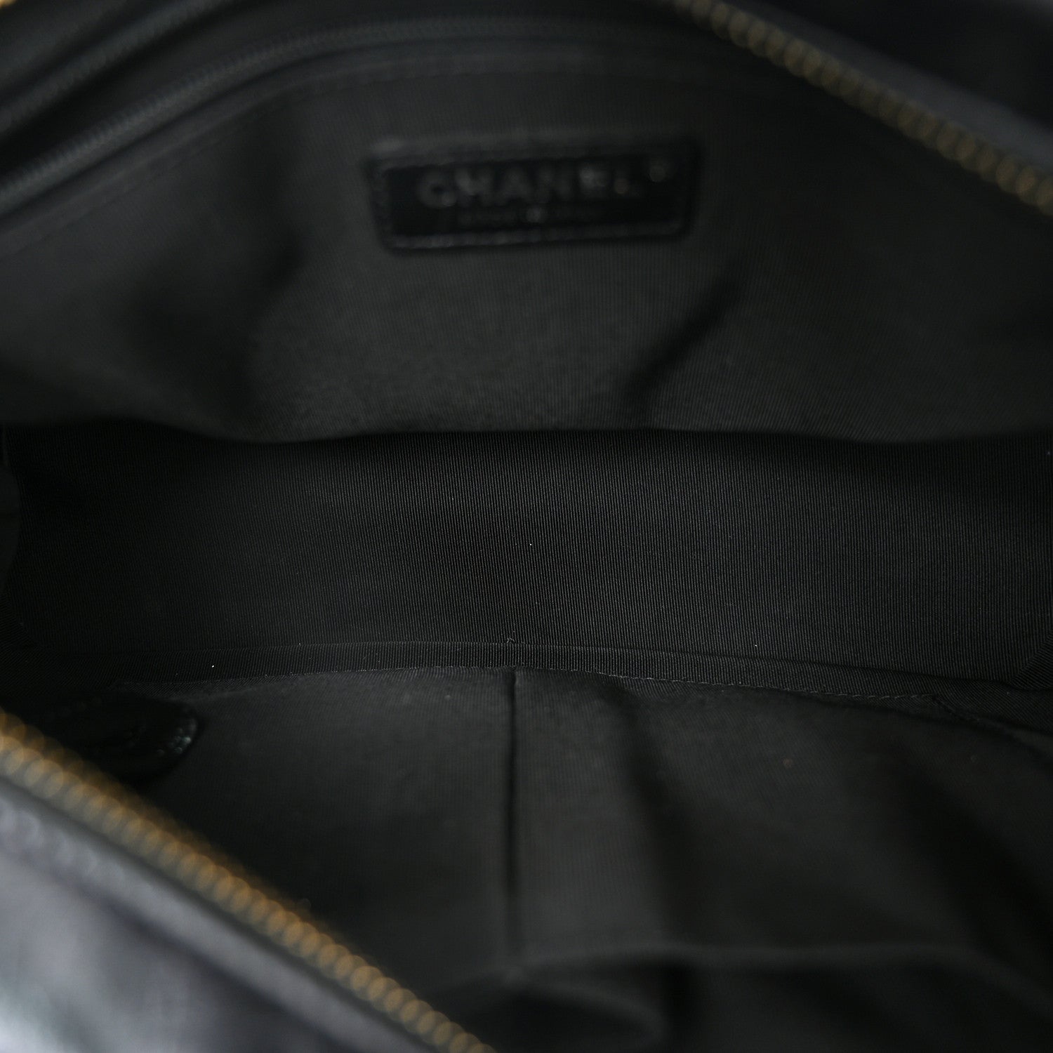 Iridescent Aged Calfskin Quilted Medium Gabrielle Hobo Black