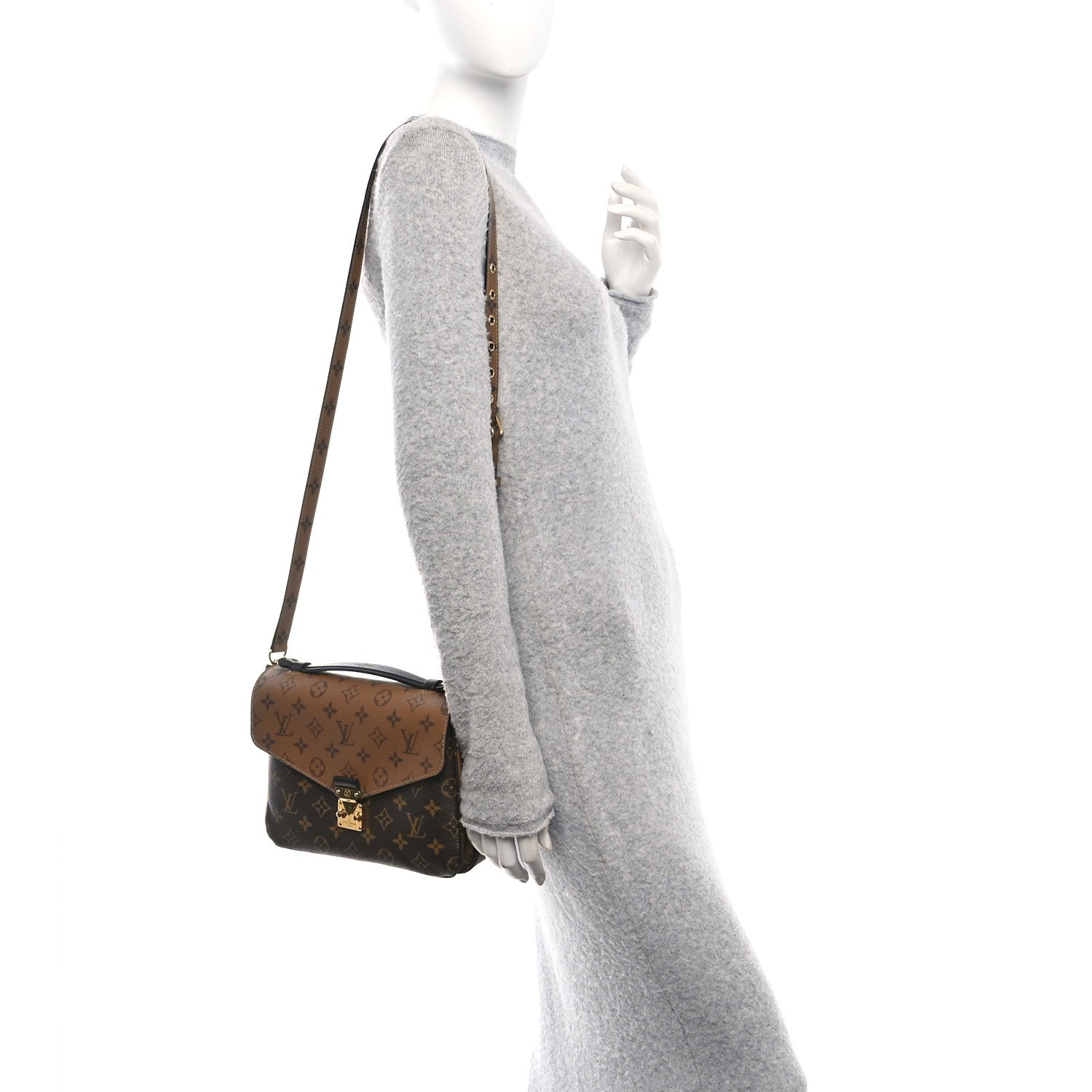 Reverse Monogram Pochette Metis