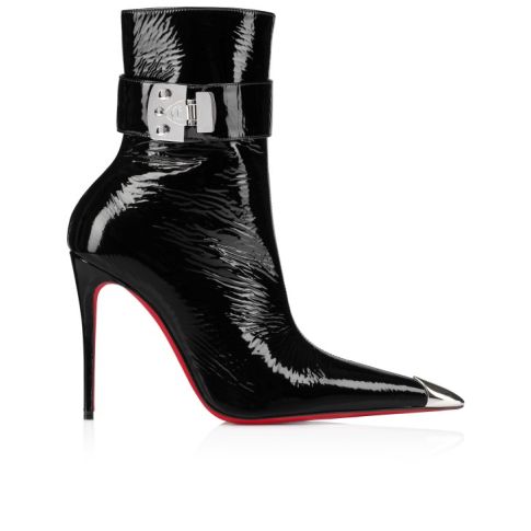 CL Lock Me Up Booty 100 Mm Low Boots Vog Patent Leather Black