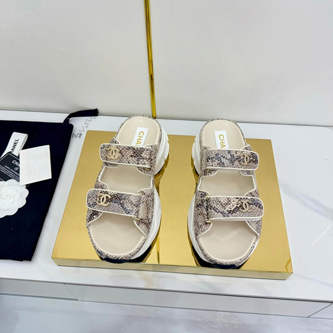 CC 25 Mules Sandals Mutilcolor Pearlescent Sheepskin 312947