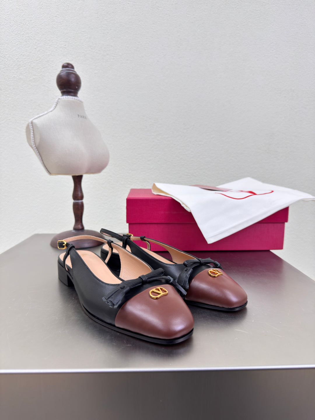 VT 25 Valet Du Roi Slingback Calfskin 343070