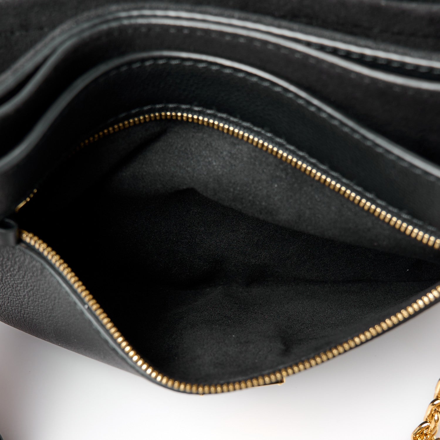 Calfskin Monogram Very Messenger Black