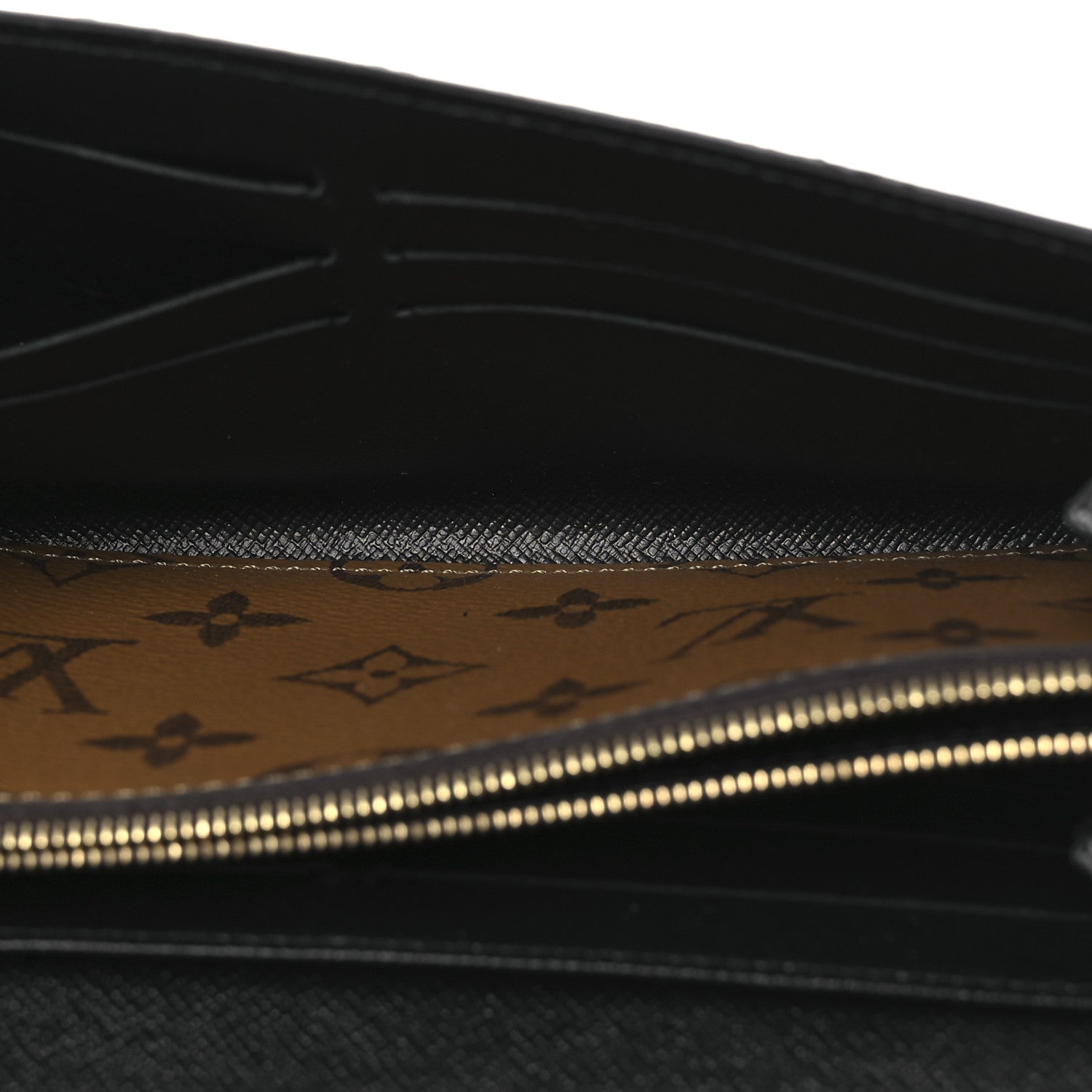 Reverse Monogram Giant Sarah Wallet