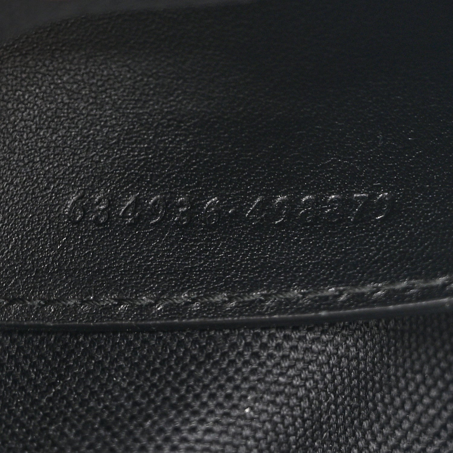 Calfskin Matelasse Monochrome Mini GG Marmont Chain Shoulder Bag Black