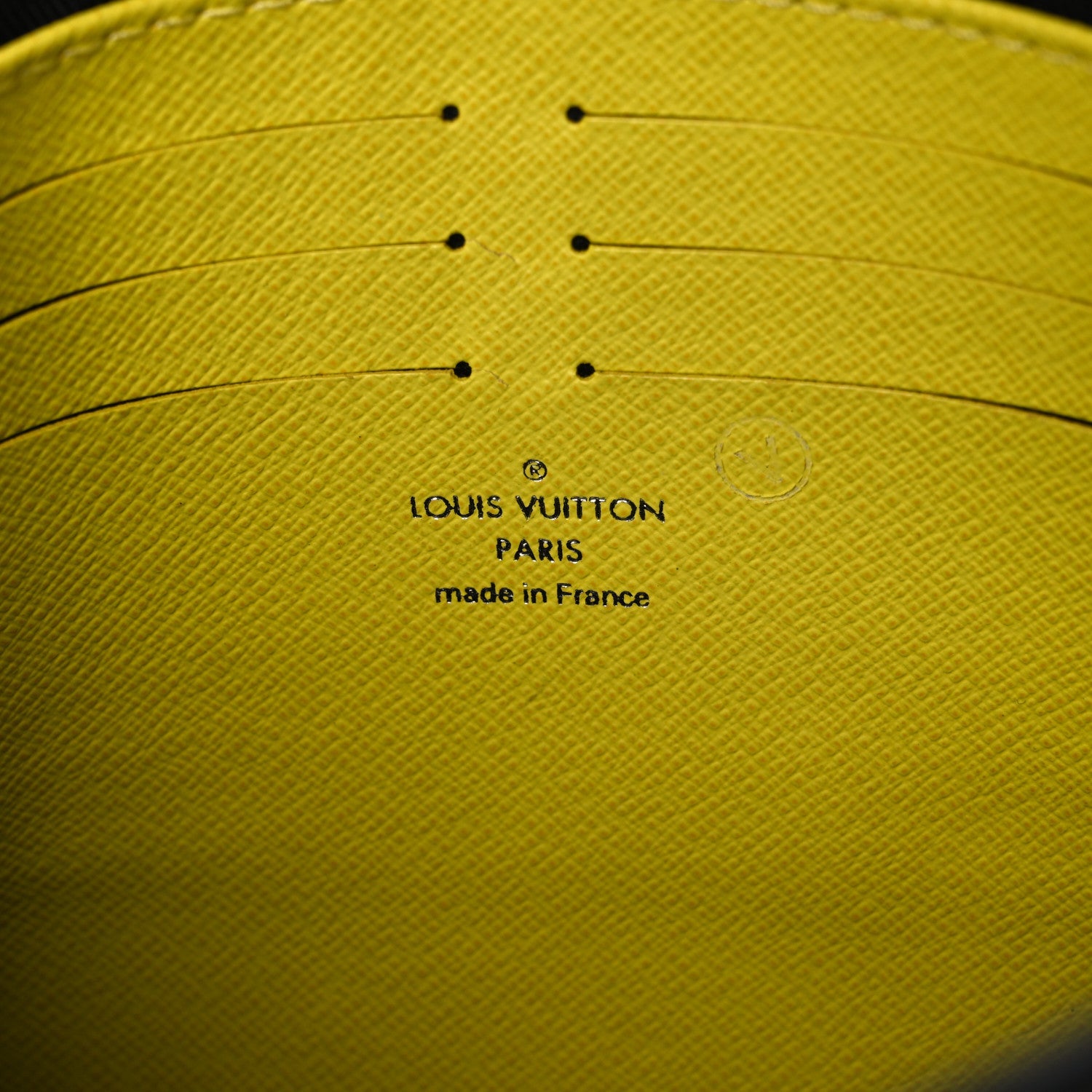 Damier Graphite Pochette Voyage MM Yellow