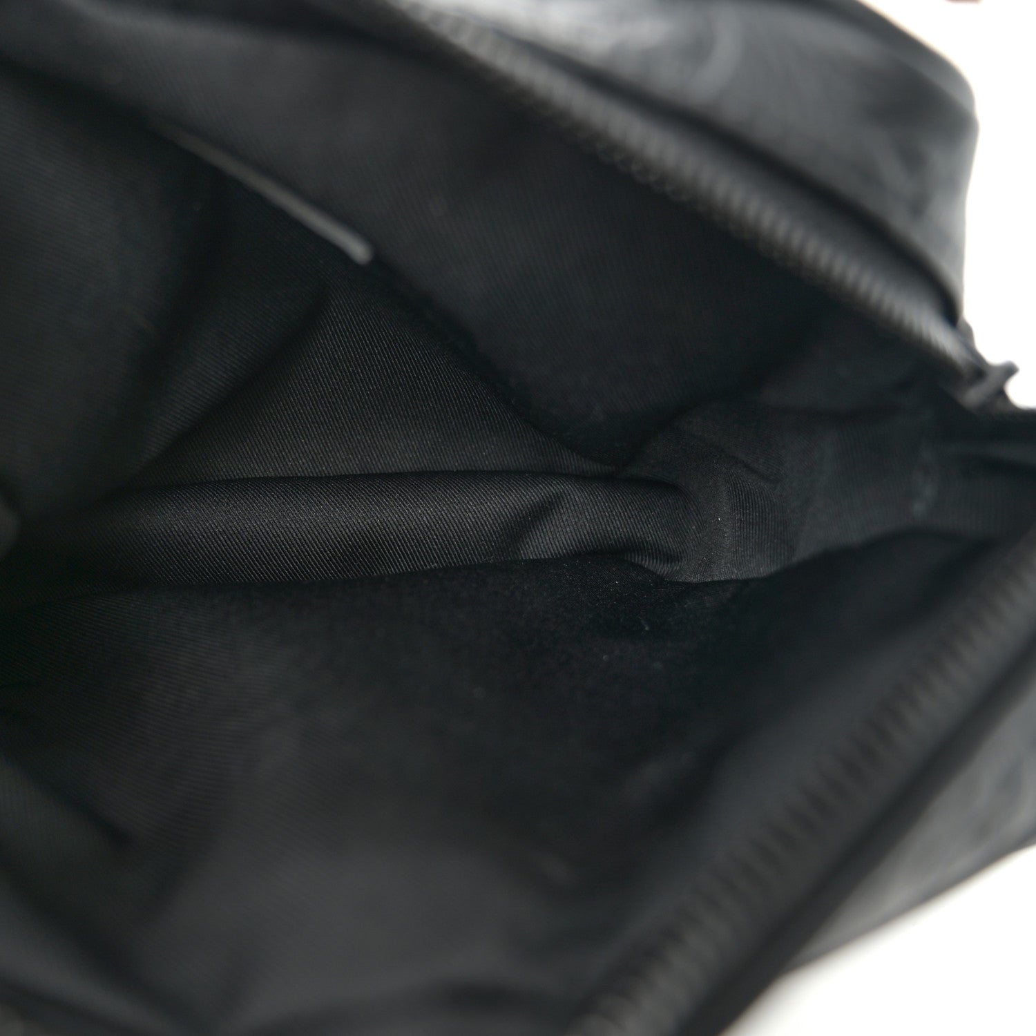 Calfskin Monogram Shadow Getaway Messenger Black