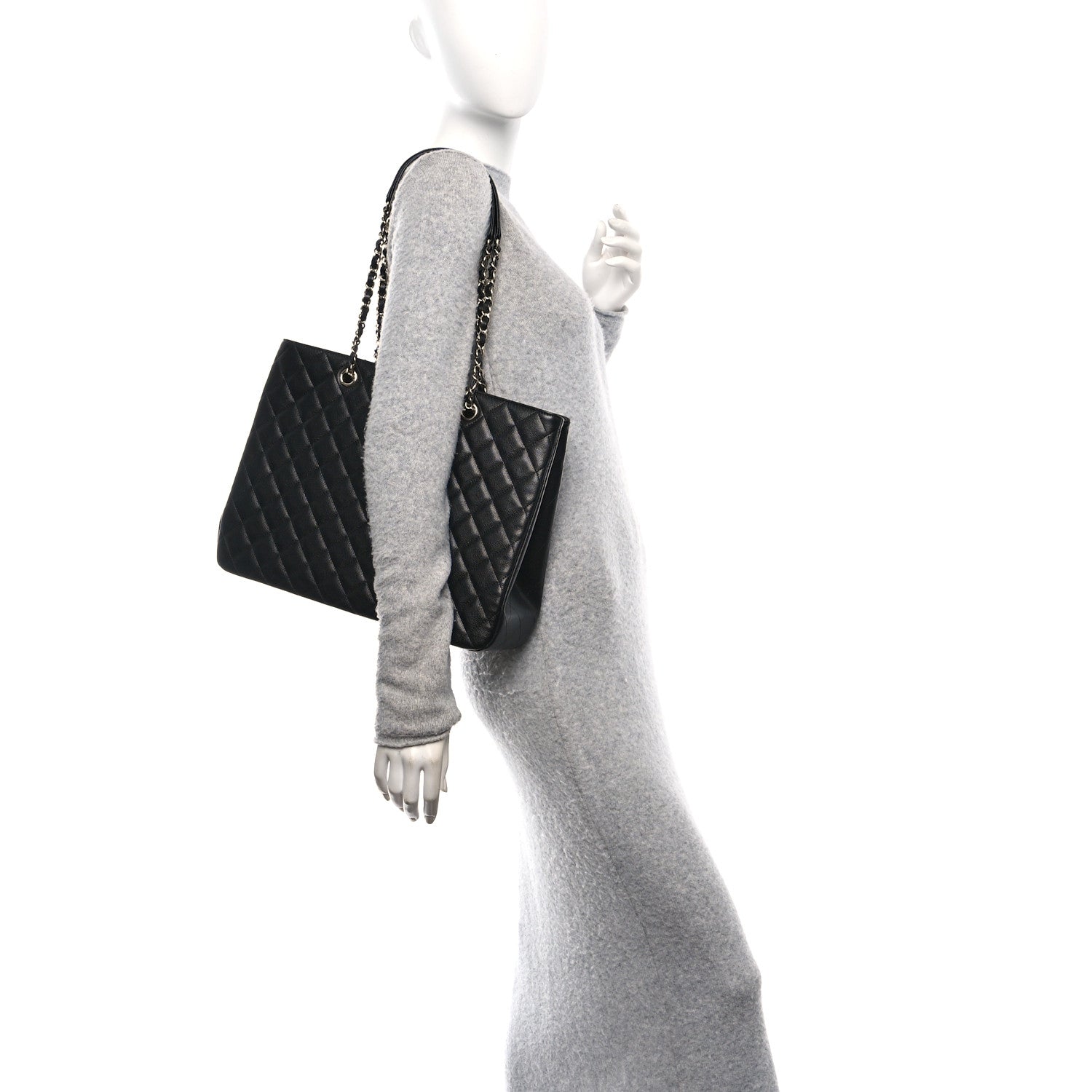 Caviar Quilted Large CC Shopping Tote Black