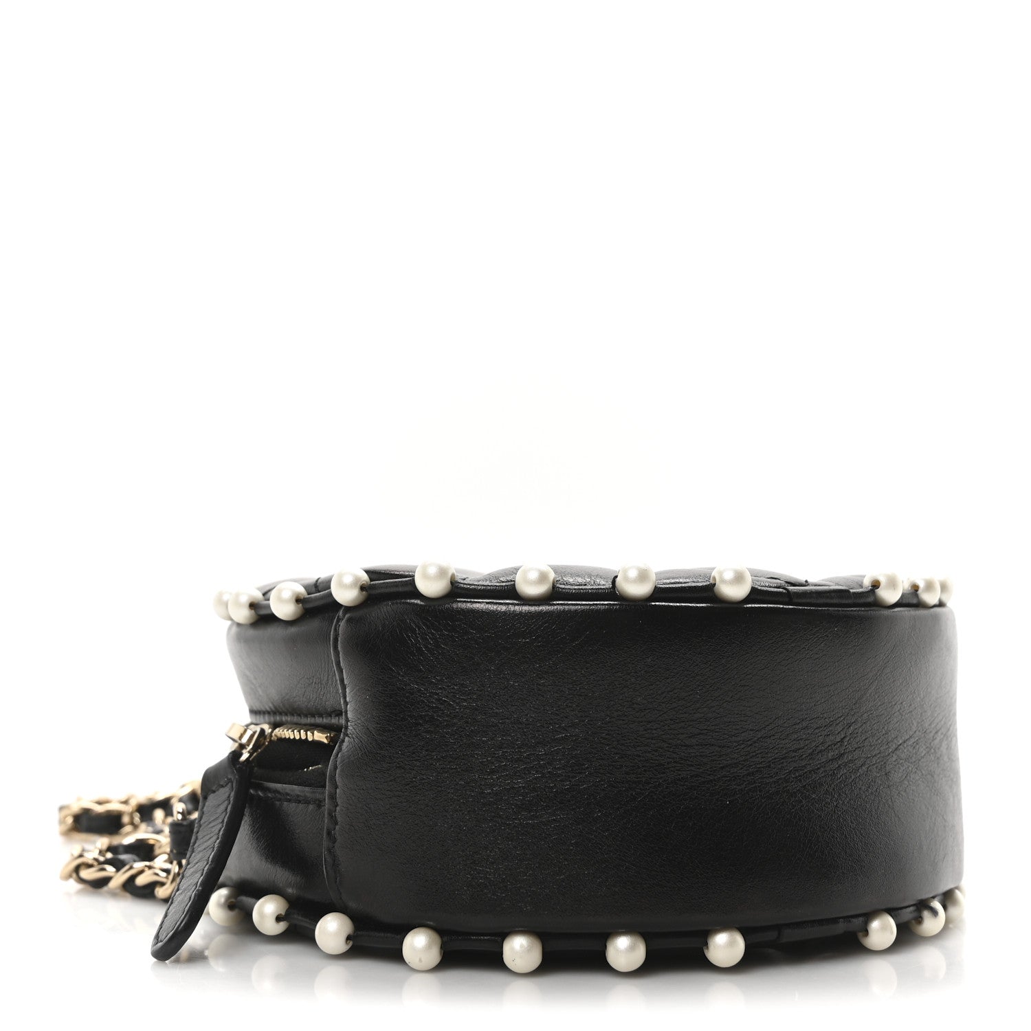 Calfskin Quilted Pearl Round Clutch With Chain Black