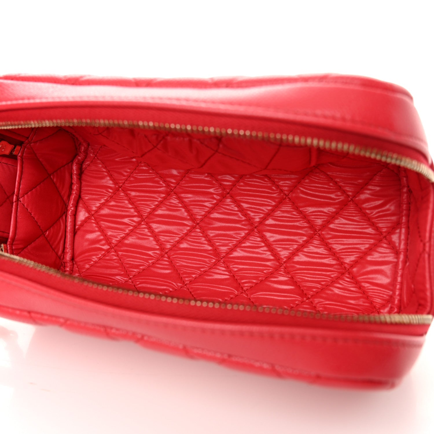 Caviar Quilted Toiletry Case With Chain Dark Pink