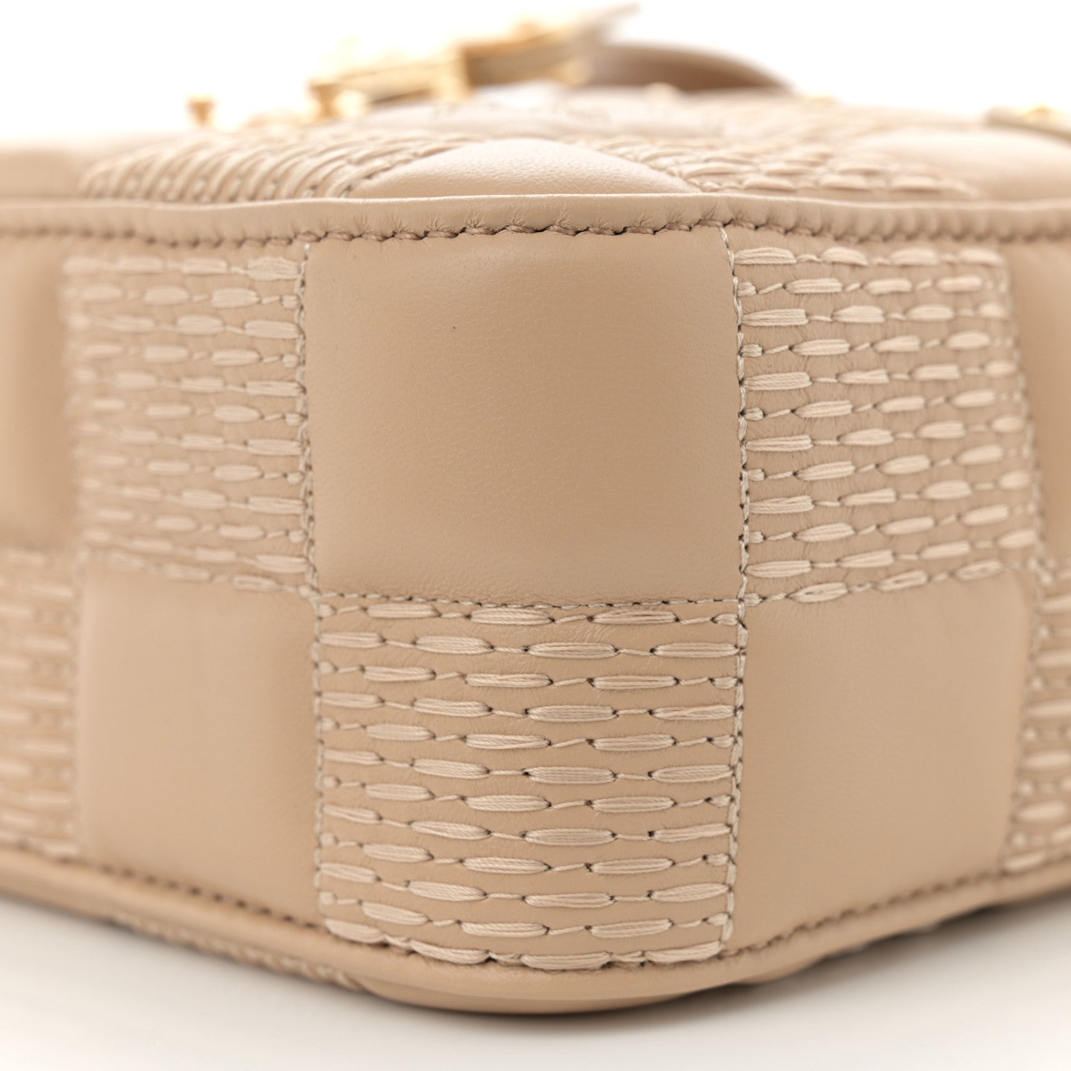 Lambskin Damier Quilt Troca MM Cashmere Beige