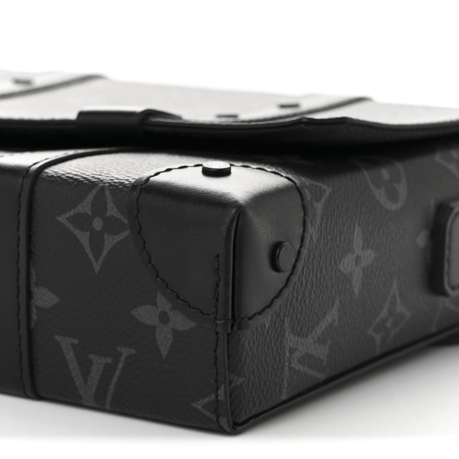 Monogram Eclipse Trunk Messenger