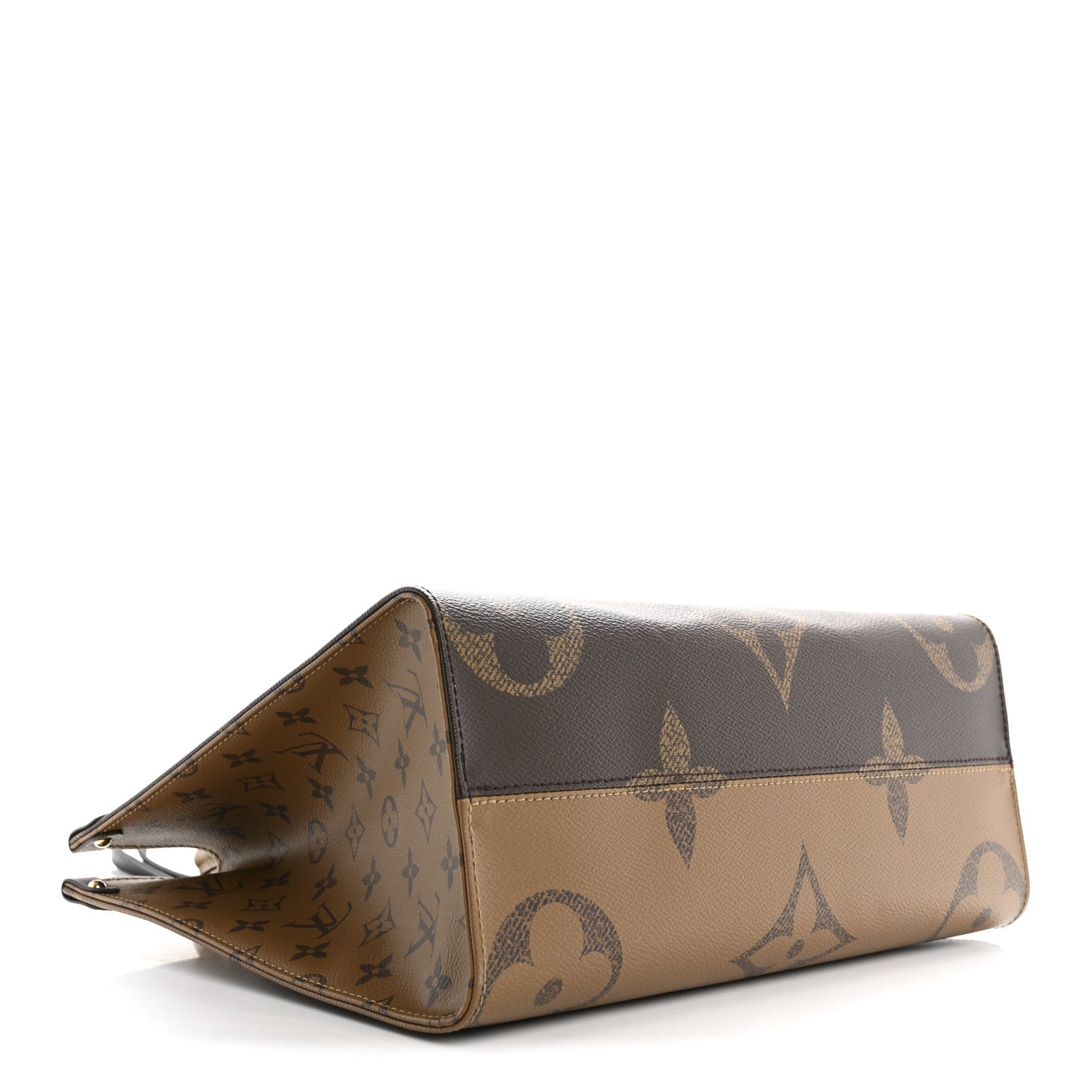 Reverse Monogram Giant Onthego MM