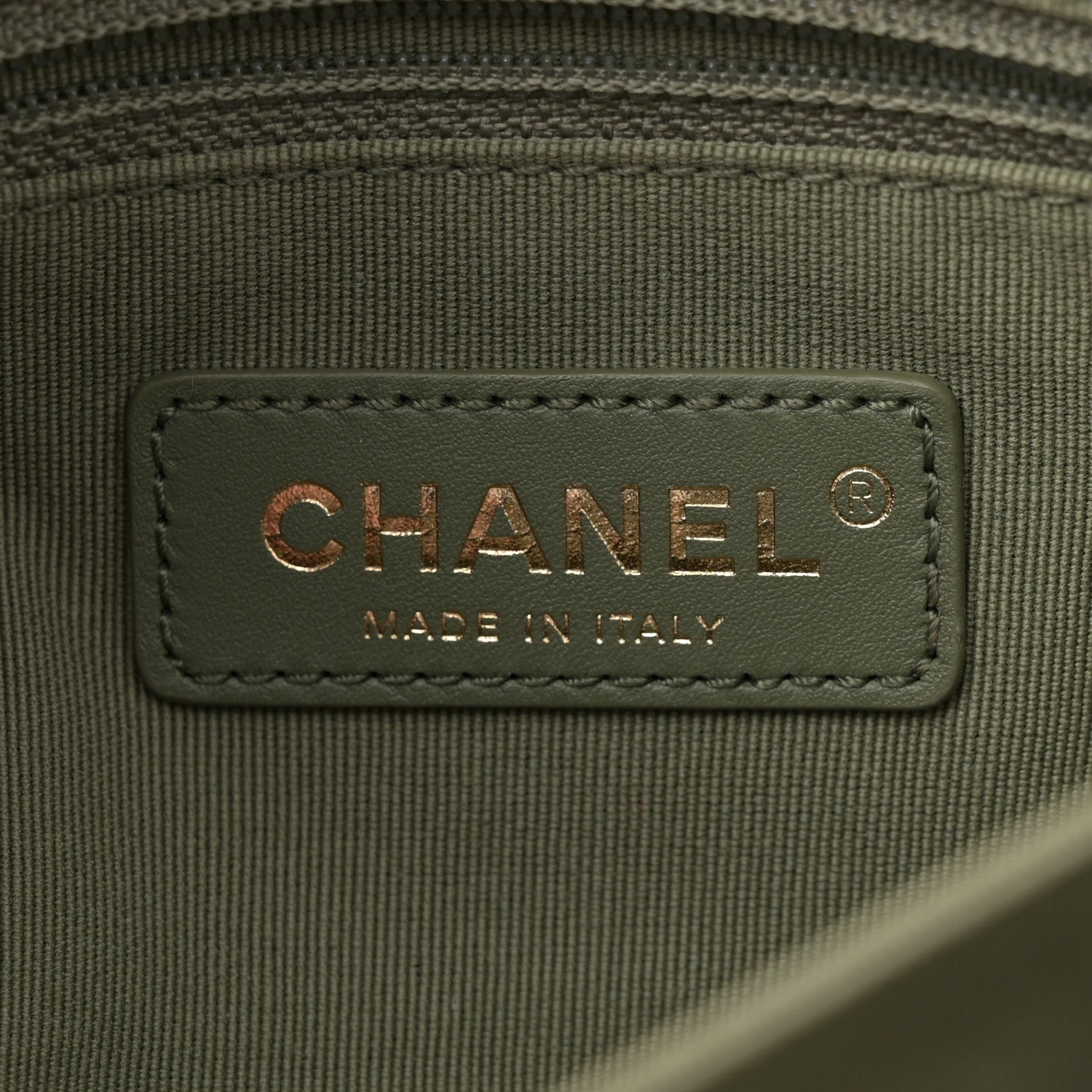 Caviar Quilted Mini Bracelet On Chain Flap Green