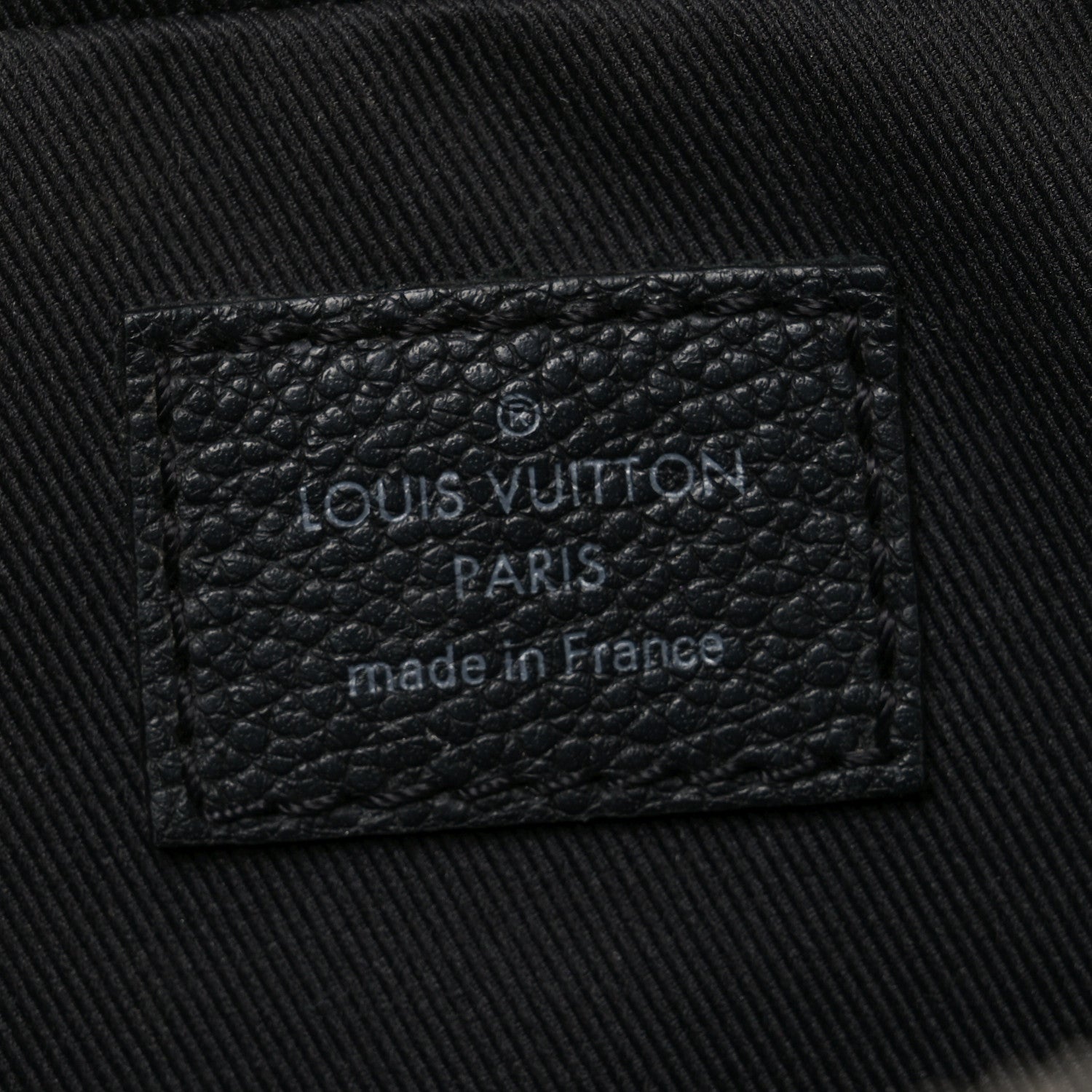 Damier Checkerboard Trio Messenger Graphite