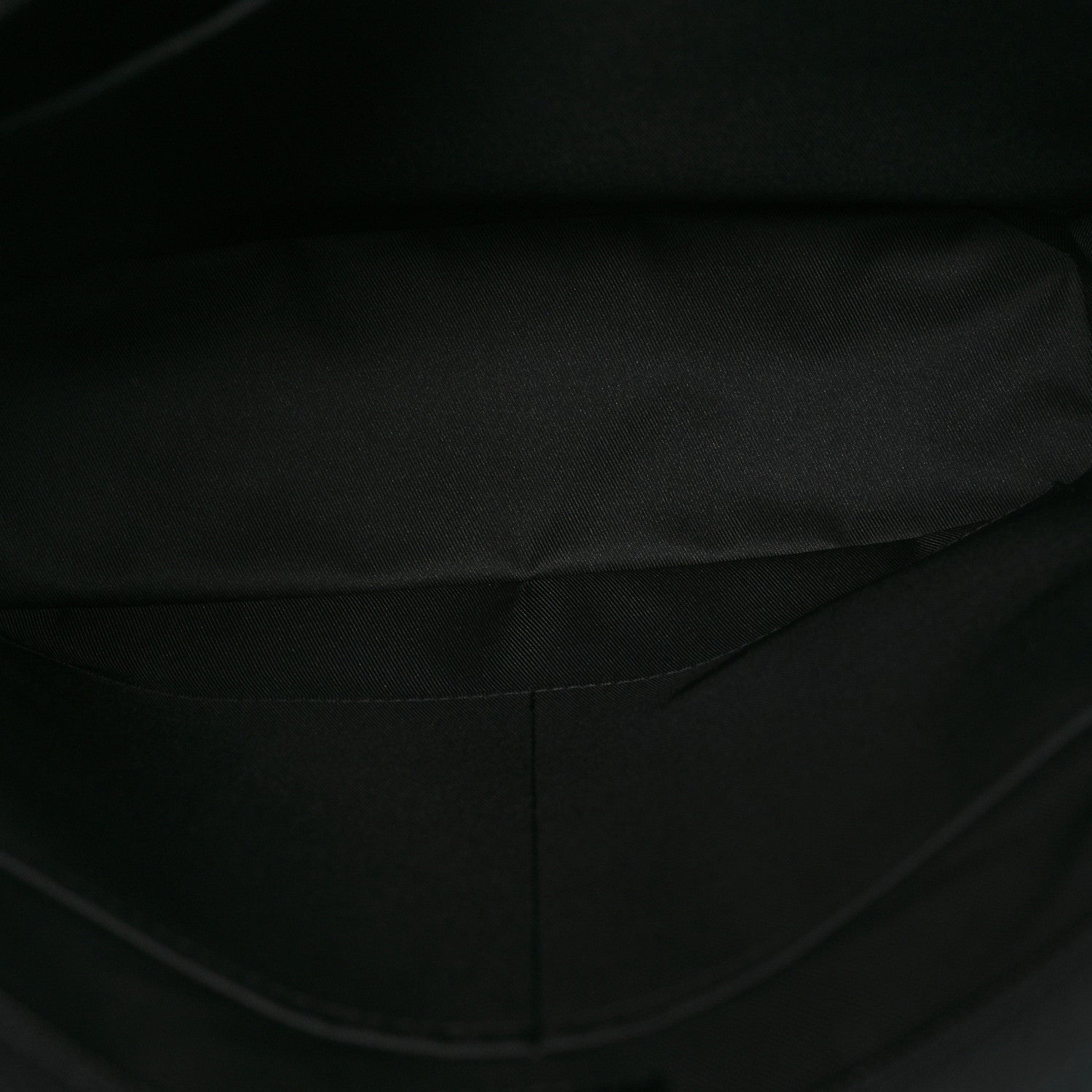 Taurillon Christopher Tote Black