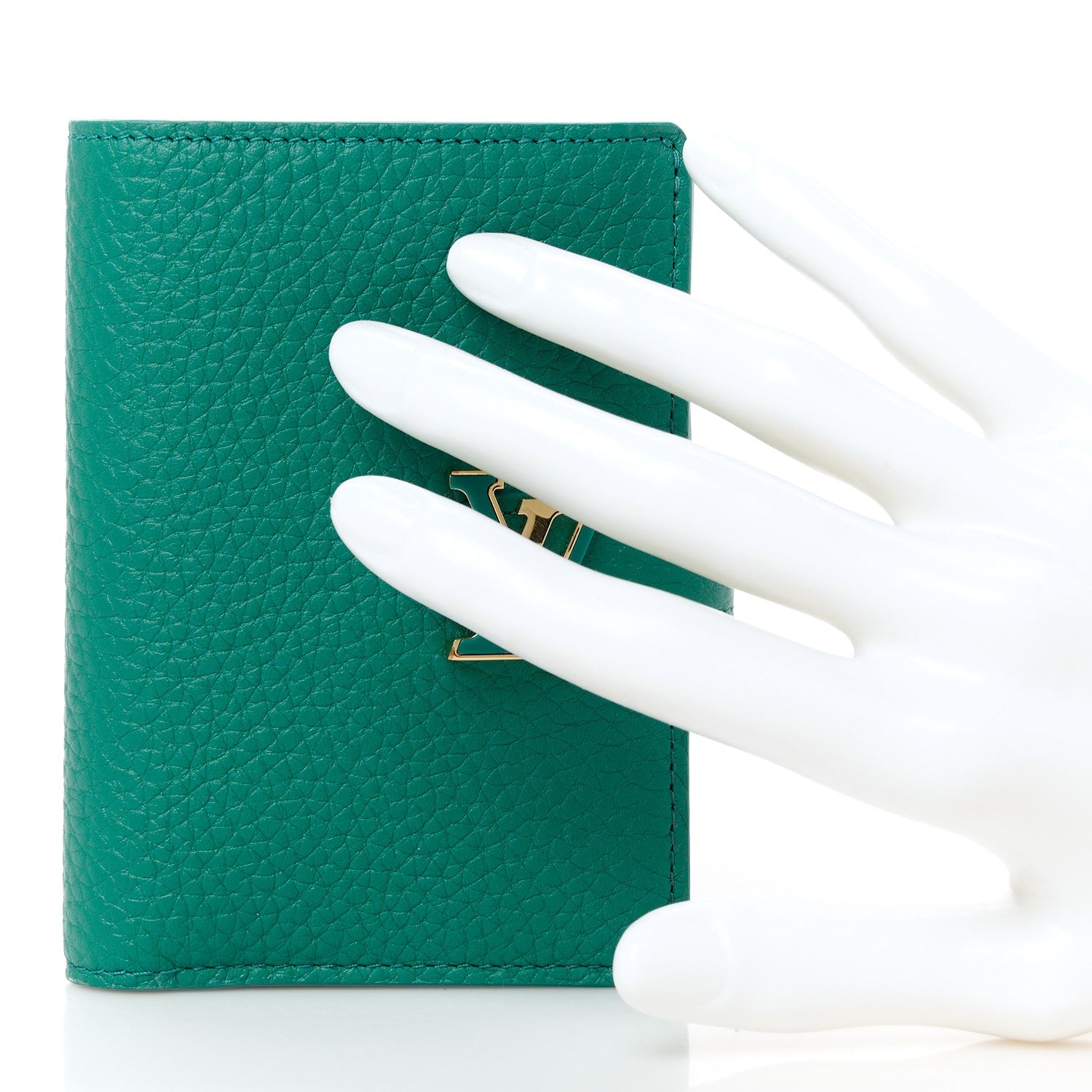 Taurillon Capucines Vertical Compact Wallet Green