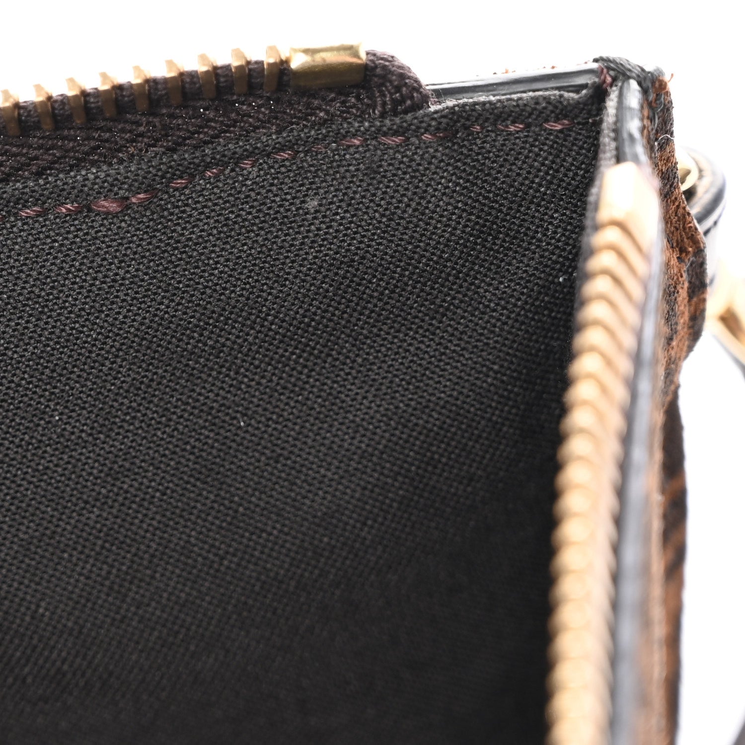 Suede Vitello King Micro FF Large Flat Pouch Sigaro  Sigaro Marrone Ebano