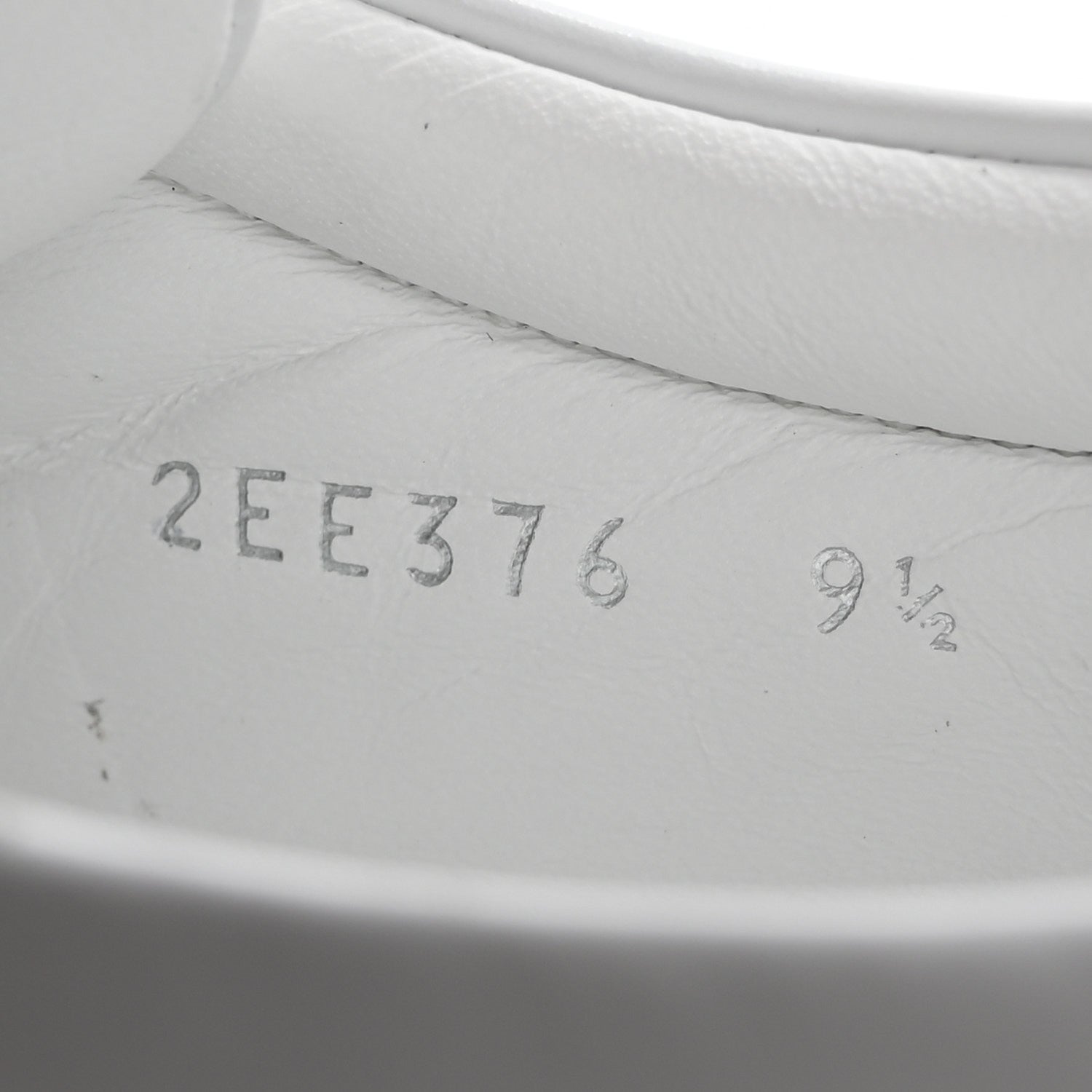 Spazzolato Rois Triangle Logo Mens Low Top  Sneakers 9.5 White Black