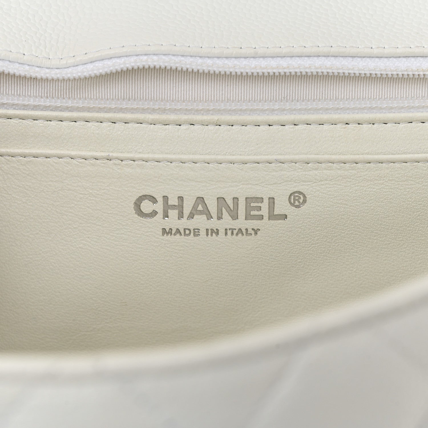 Caviar Quilted Jumbo Single Flap White