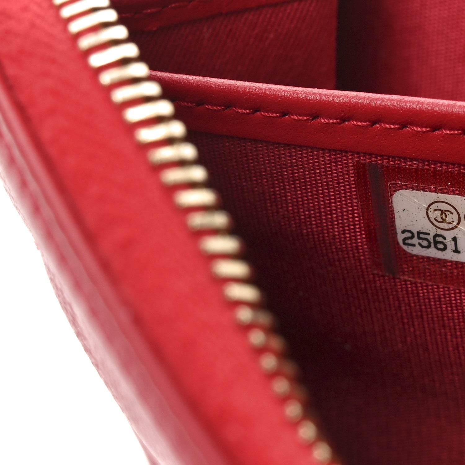 Caviar Quilted Filigree Zip Around Wallet Red