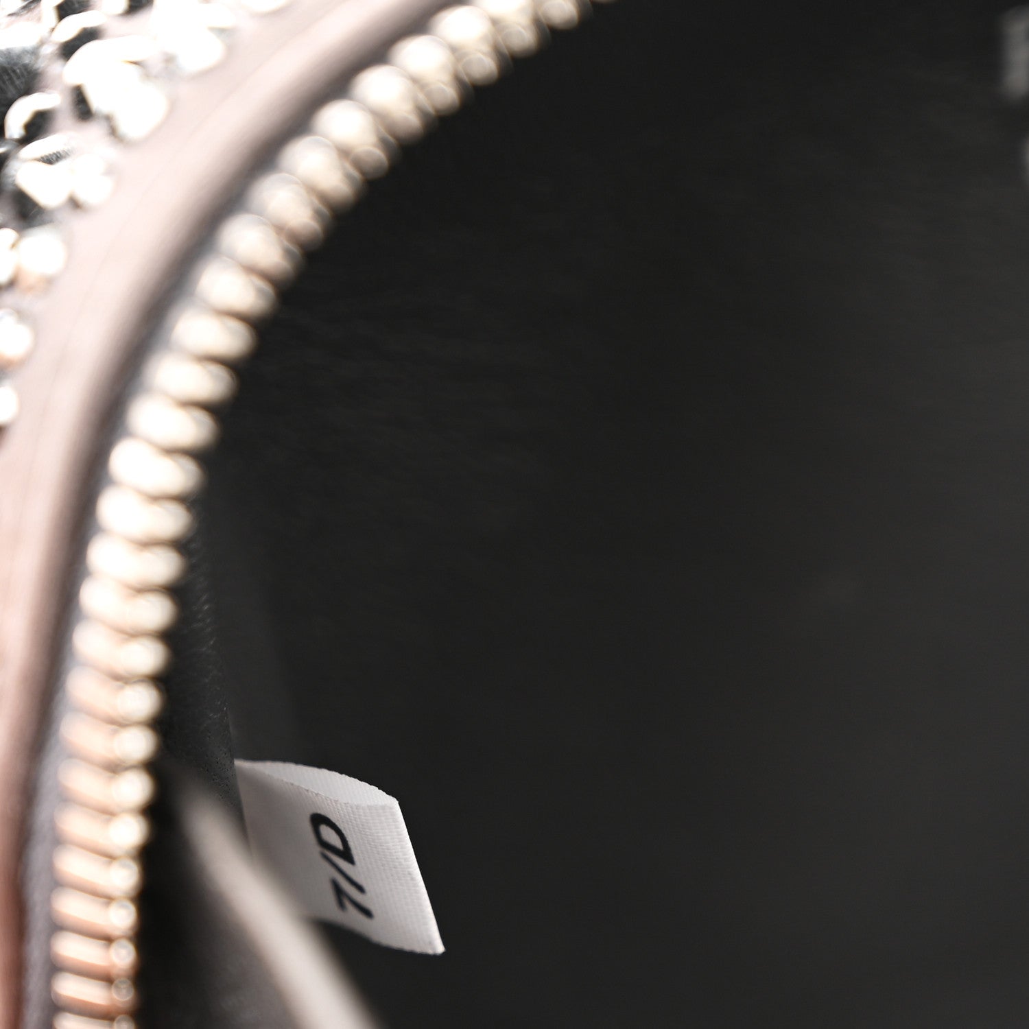 Satin Crystal Metal Triangle Logo Odette Crossbody Fumo