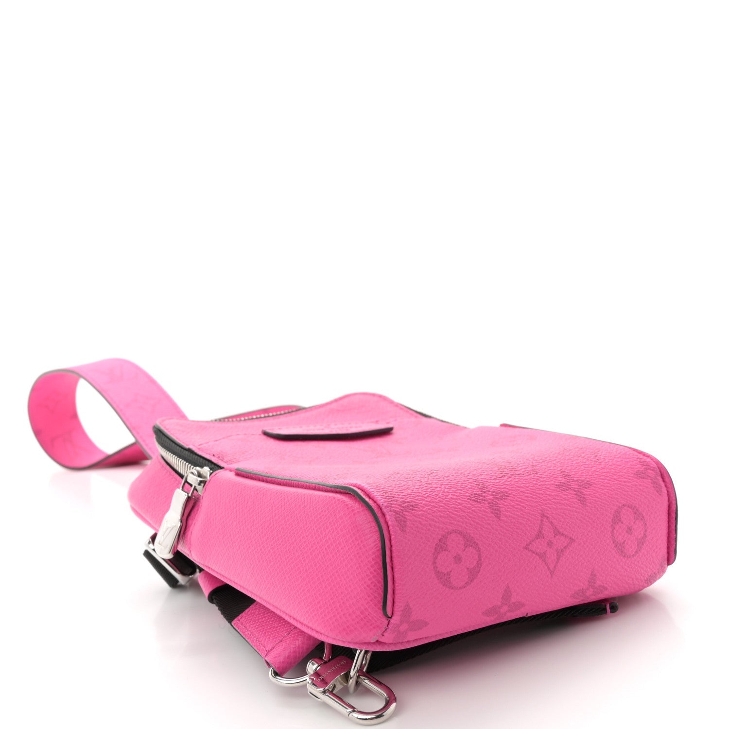 Taigarama Outdoor Slingbag Fuchsia