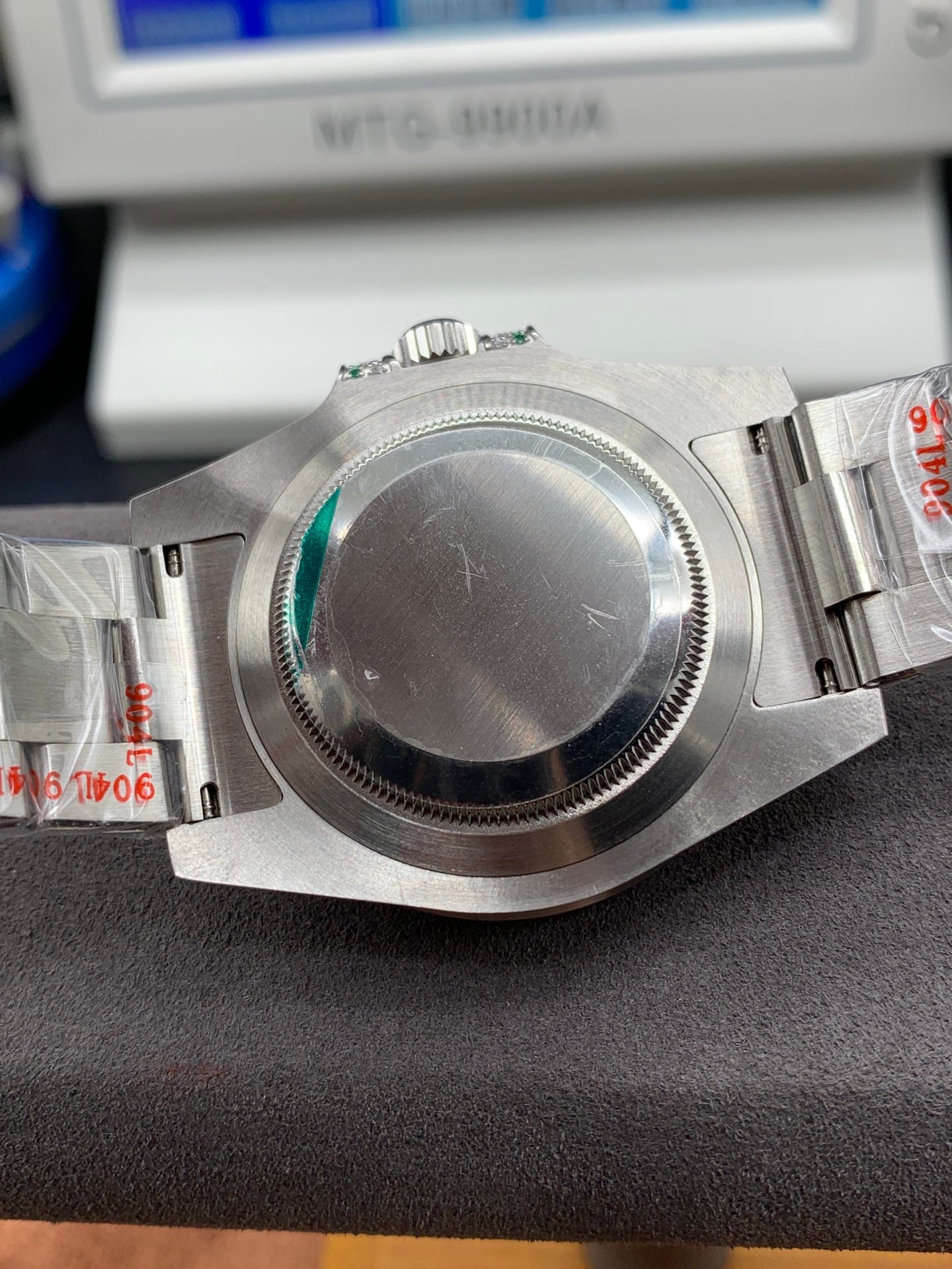 Rolex Submariner with Green Emerald and Diamond Bezel/Case/Bracelet