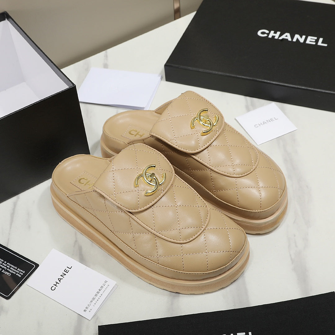 CC Dad Sandal Mule Quilted Calfskin