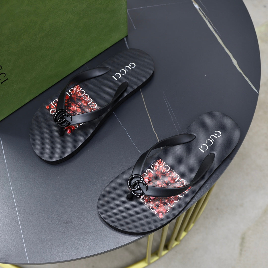 GG Men's Thong Sandals Rubber 546534