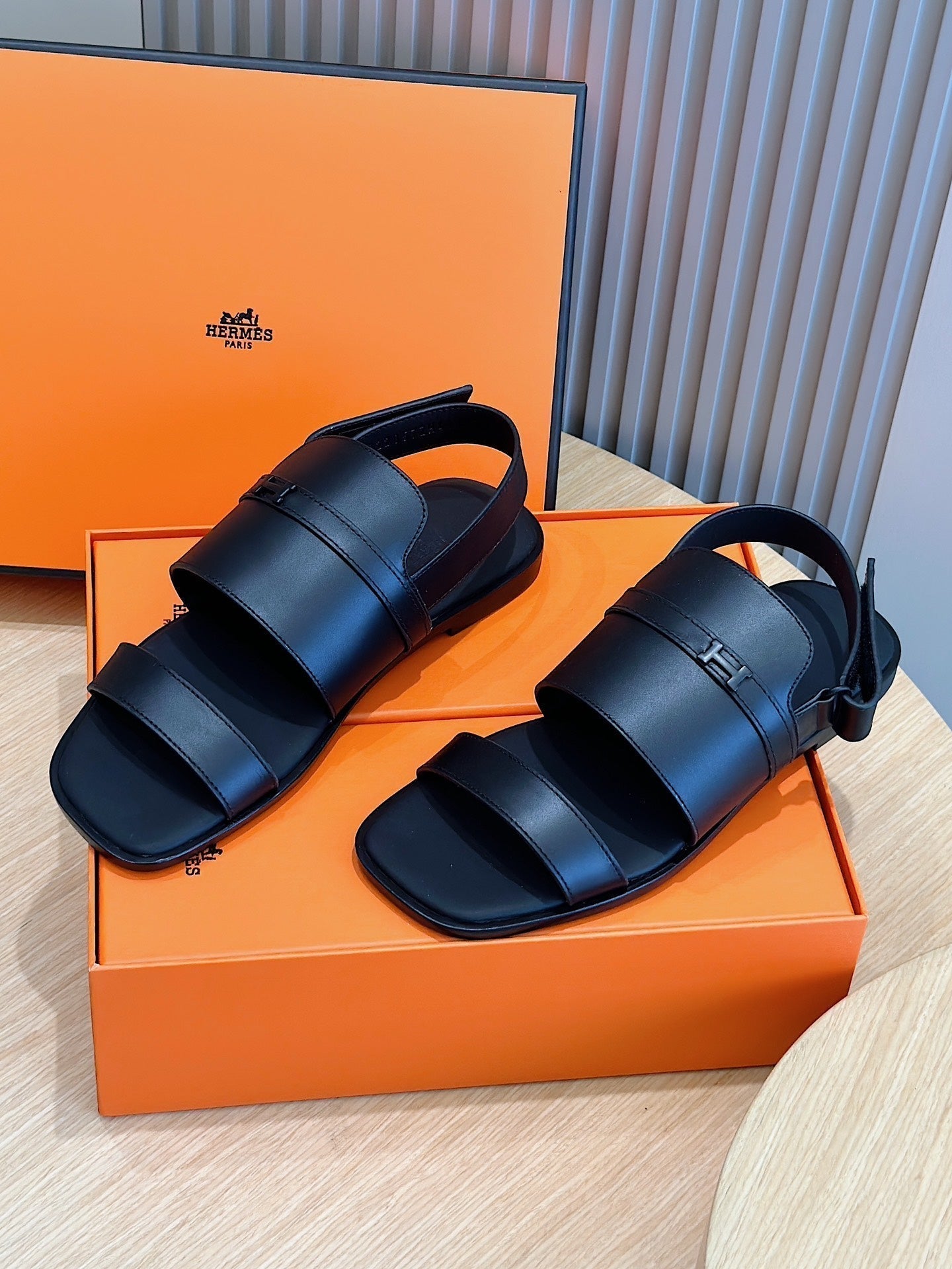 HM Men's Henrio Sandals Calfskin 547655