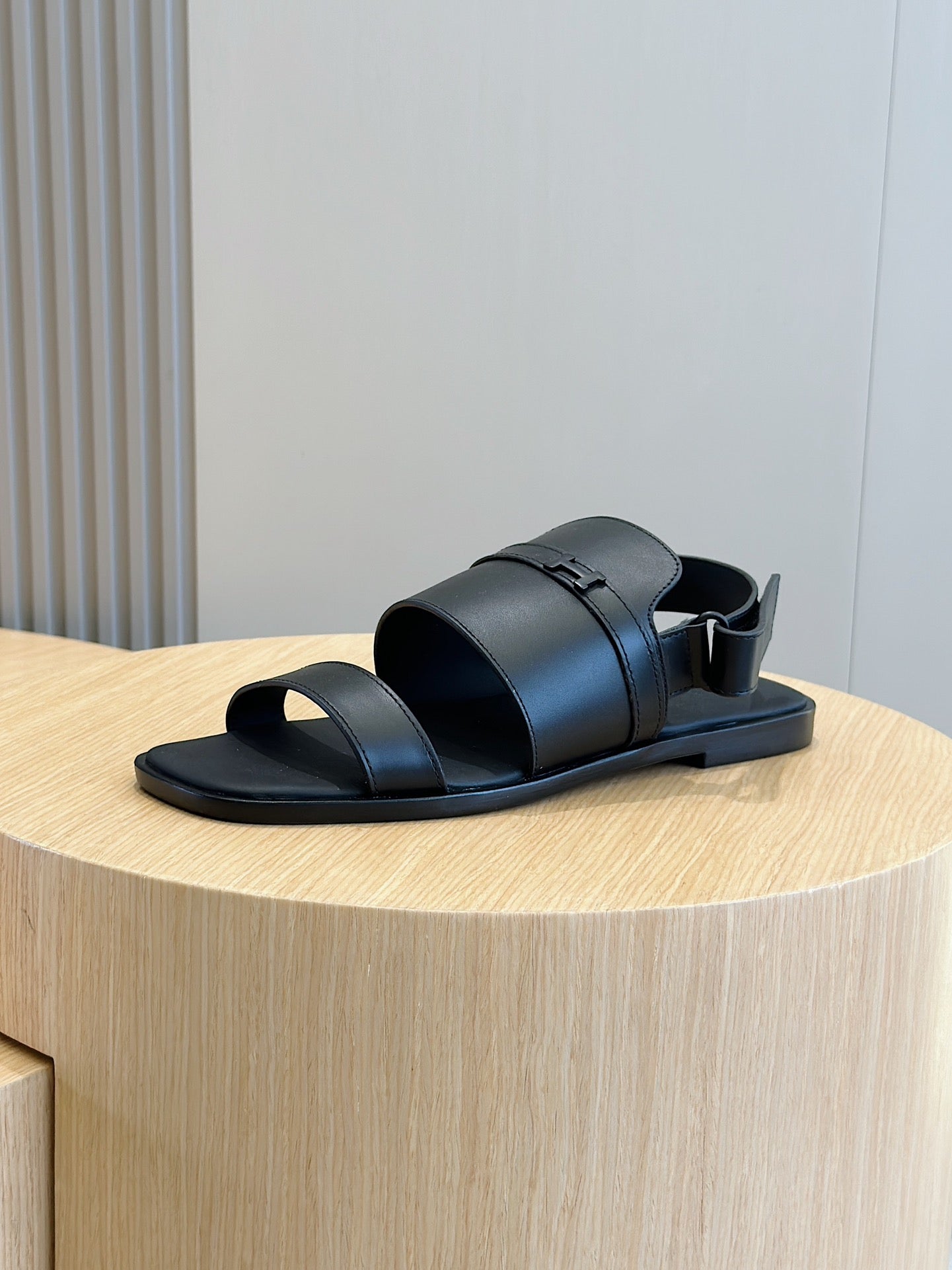 HM Men's Henrio Sandals Calfskin 547655