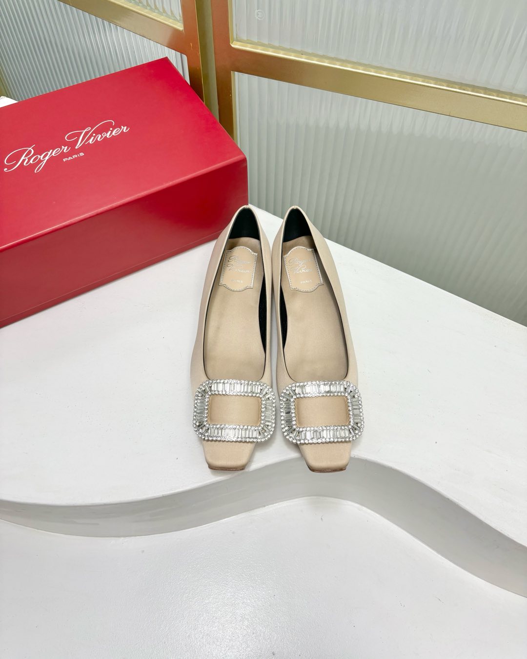 Belle Viv Satin Diamond Buckle Silk Fabric 188938