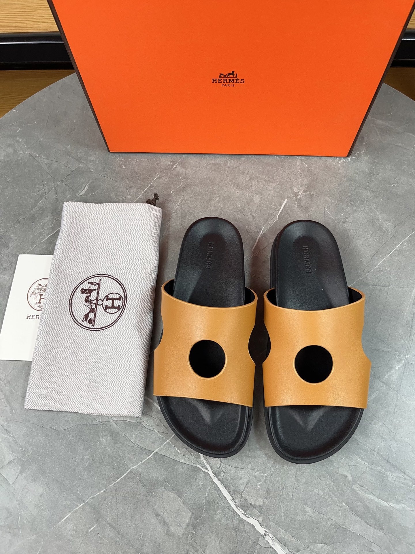 HM Men's Edith Slide Sheepskin 567370