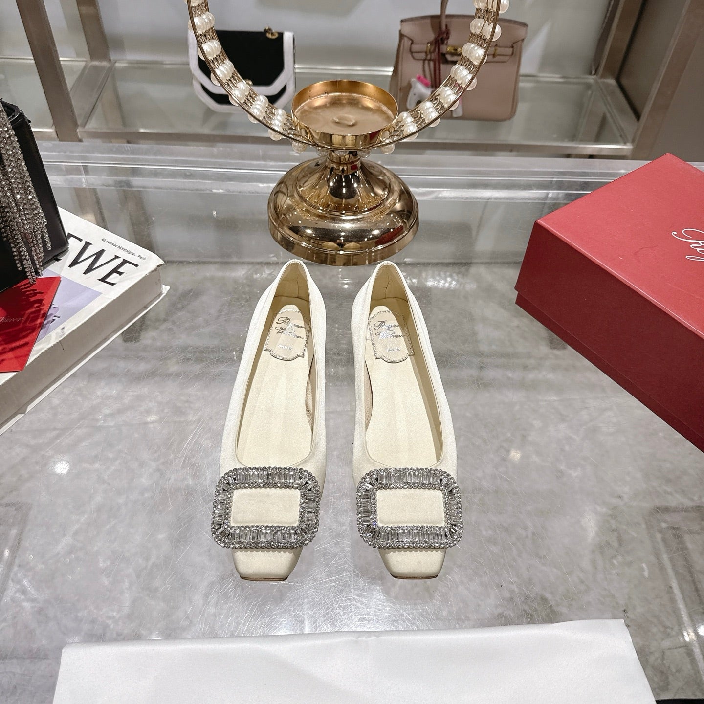 Bell Viv 25 Pumps White Imported Silk 300735