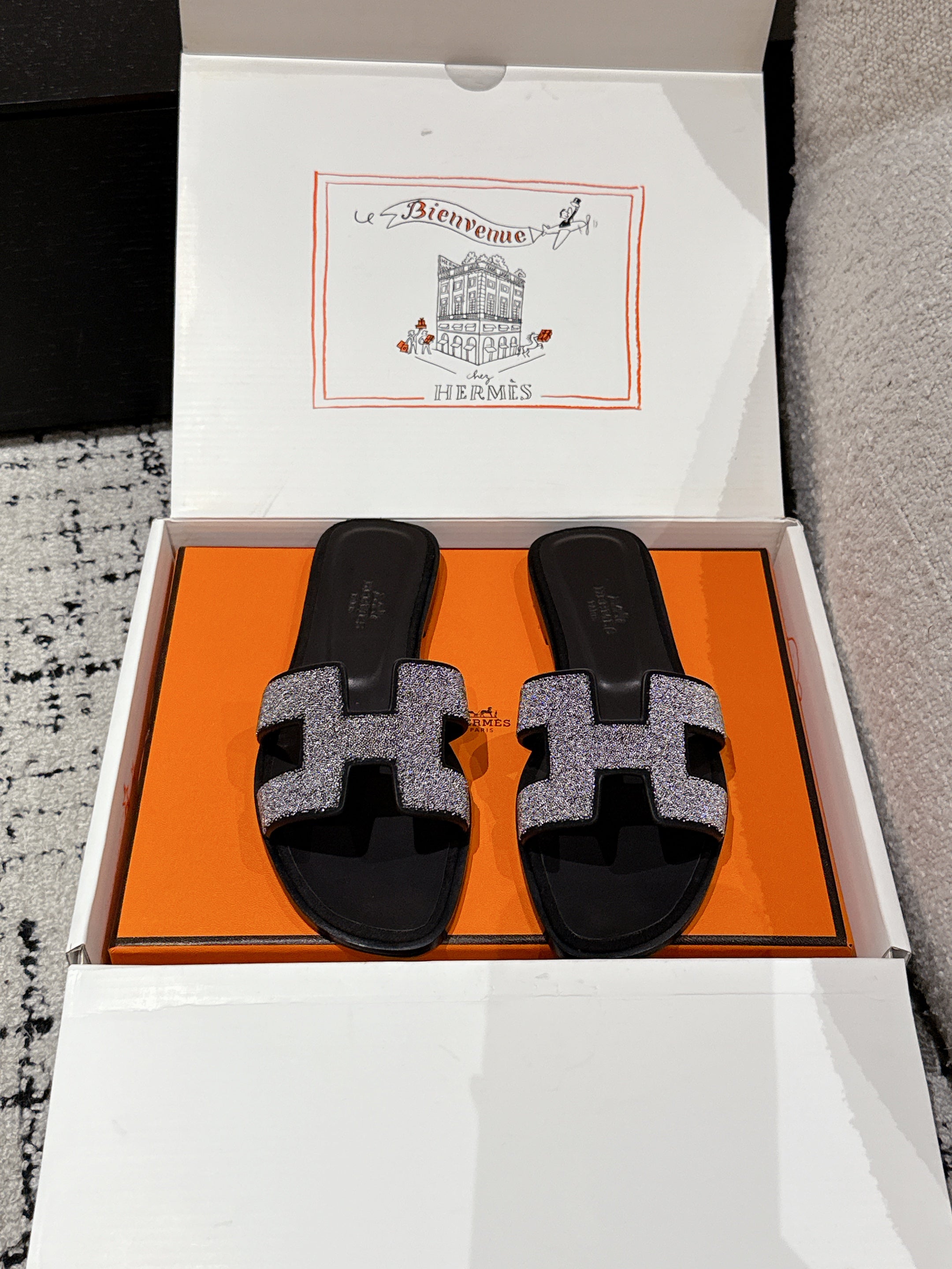 HM 25 Oran Glitter Sandal Black Calfskin