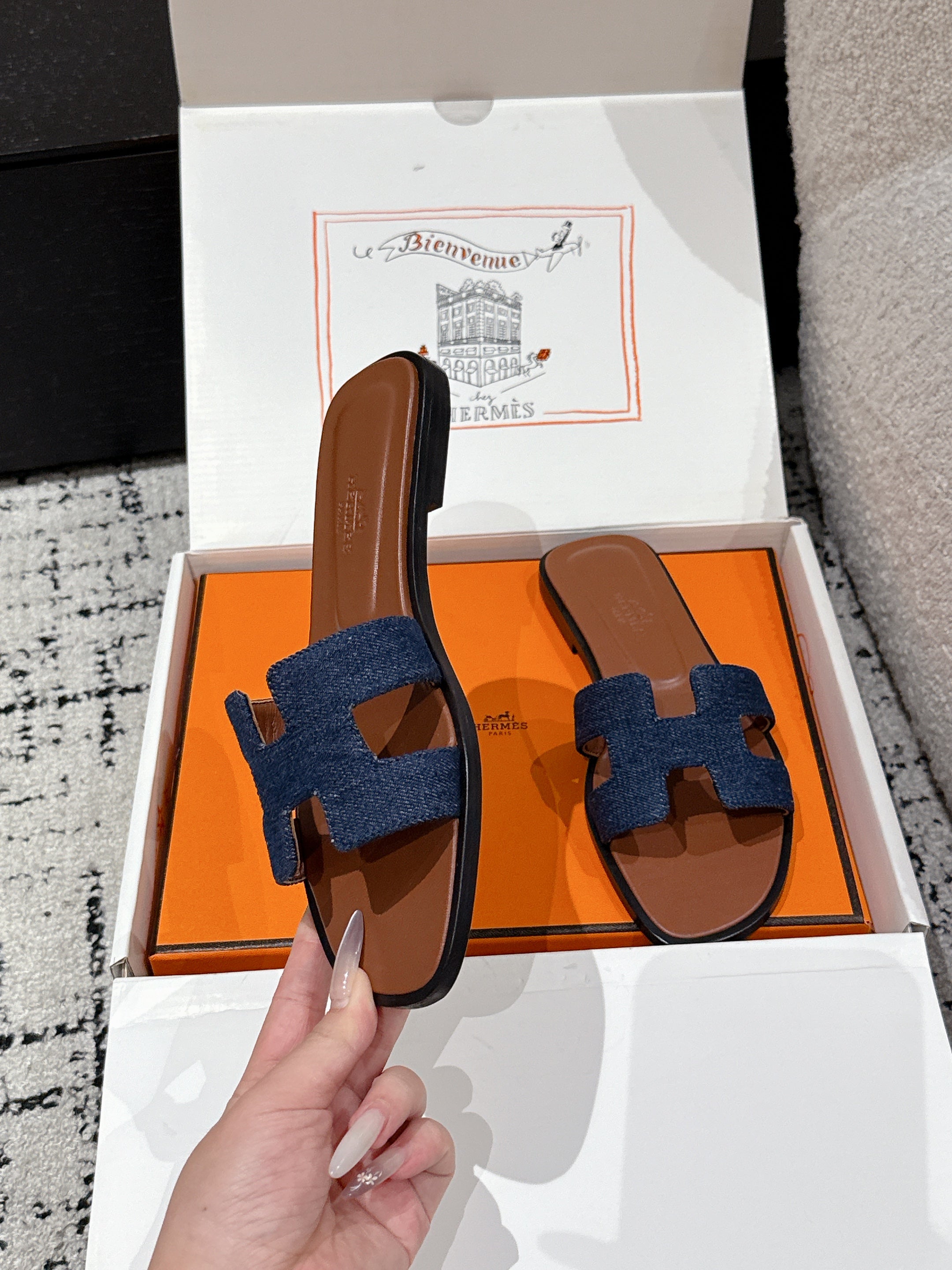 HM 25 Oran Sandal Brown Calfskin Dark Blue Denim