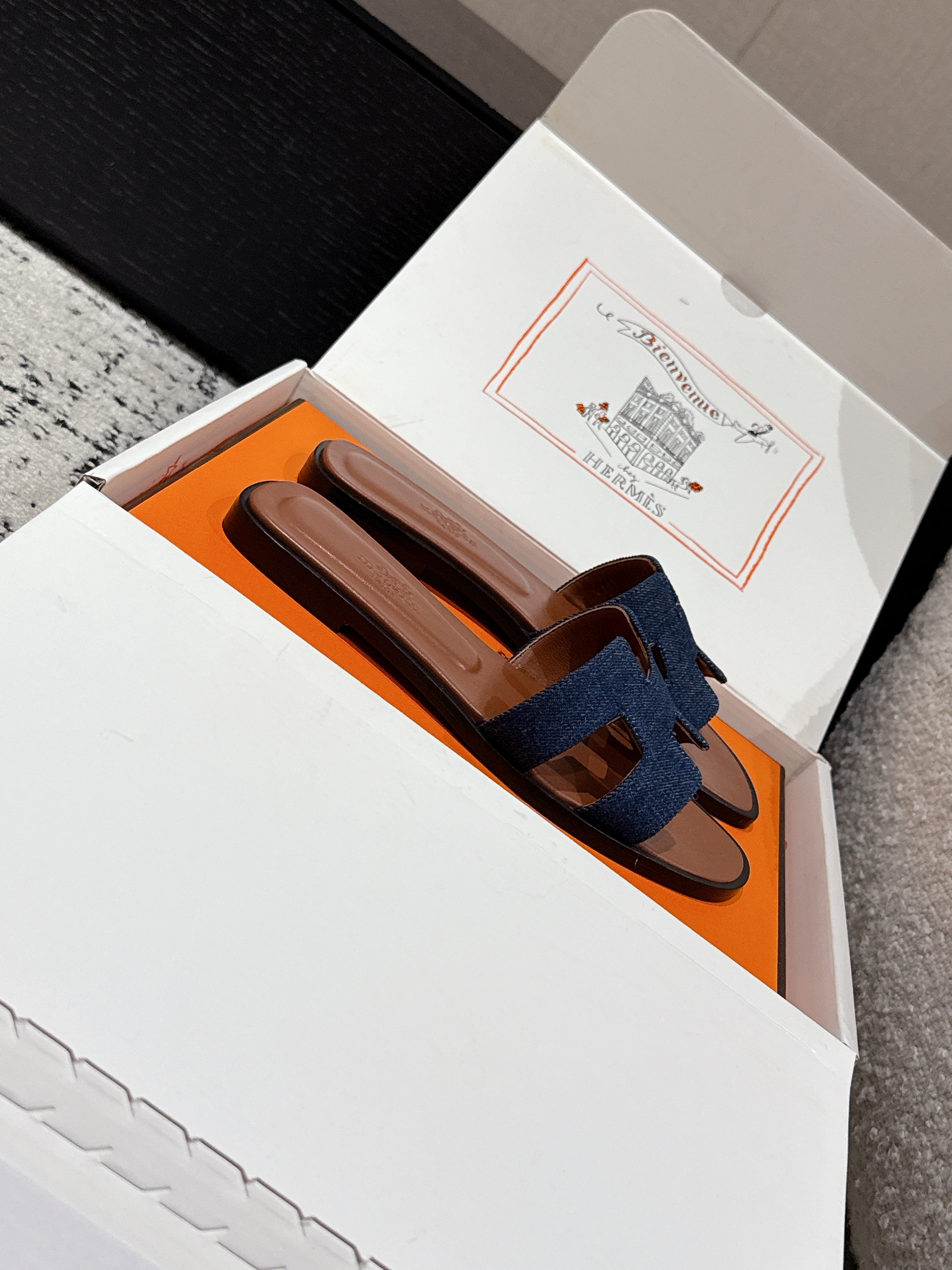 HM 25 Oran Sandal Brown Calfskin Dark Blue Denim