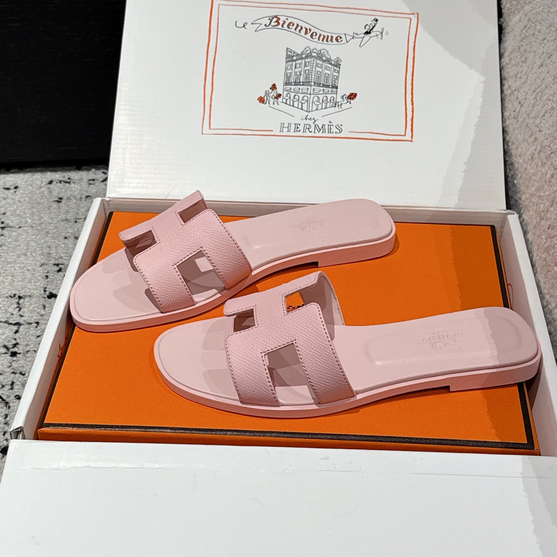 HM 25 Oran Sandal Light Pink Epsom