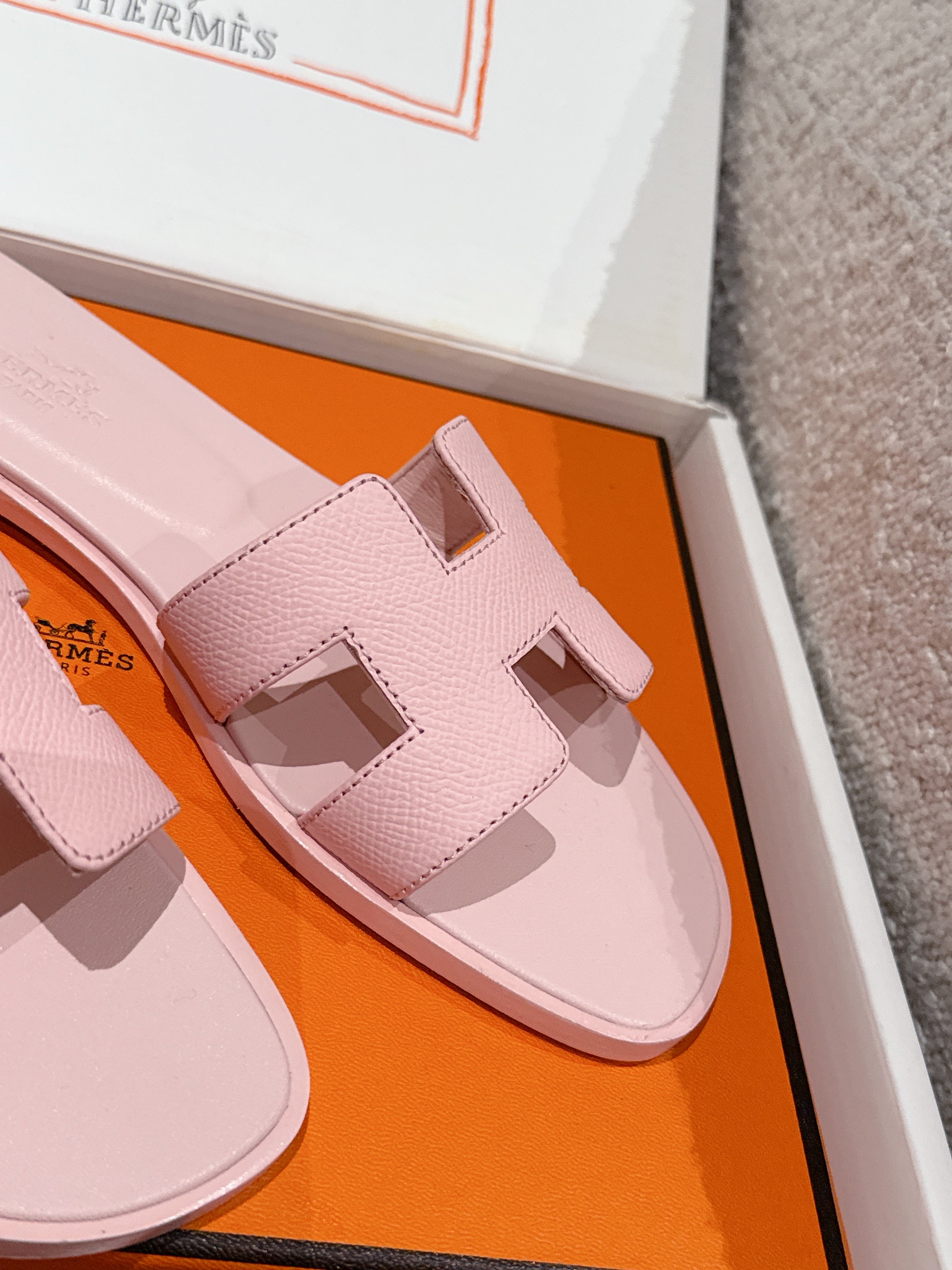 HM 25 Oran Sandal Light Pink Epsom