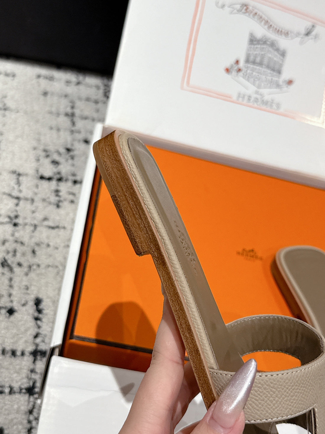 HM 25 Oran Sandal Gris Tourterelle Epsom