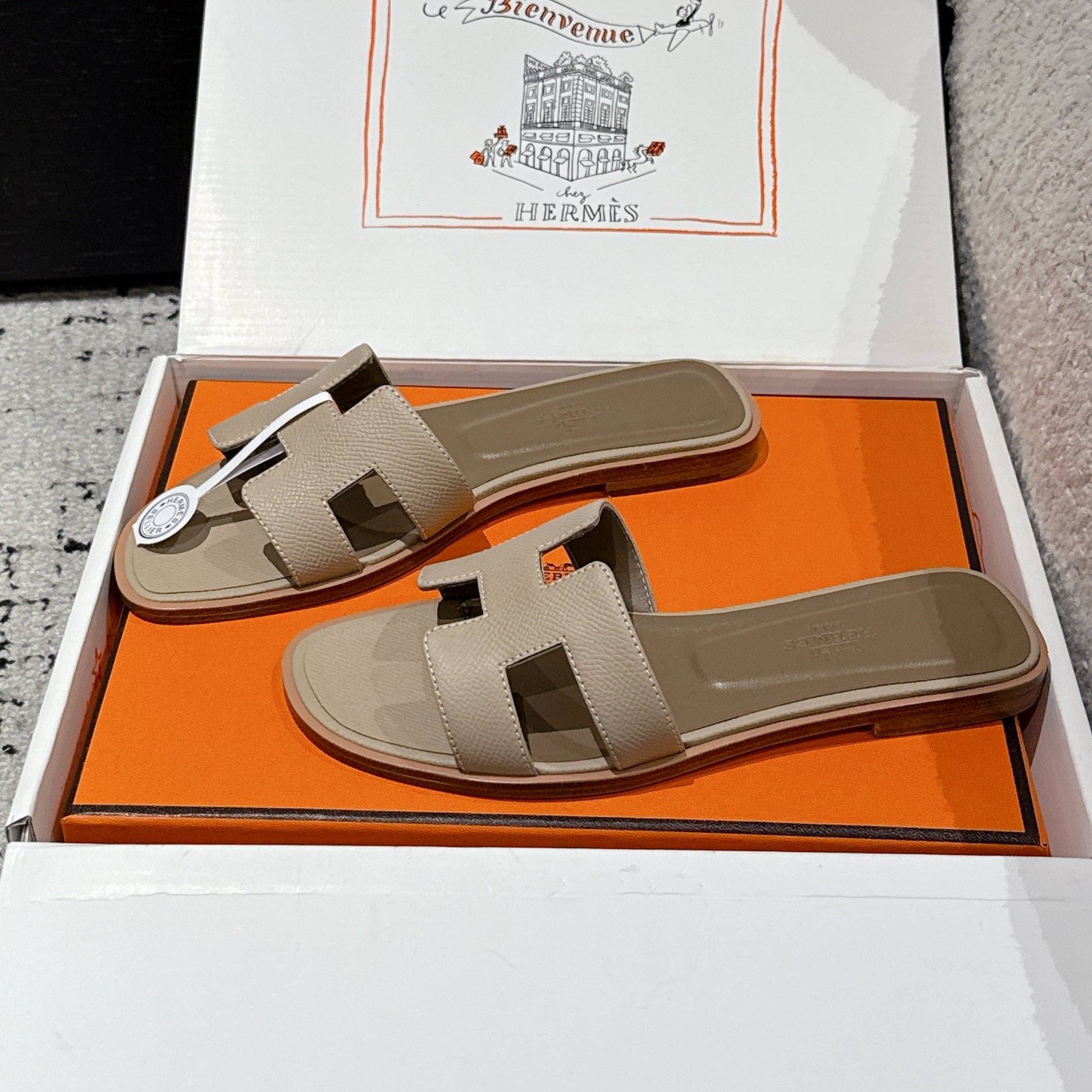 HM 25 Oran Sandal Gris Tourterelle Epsom