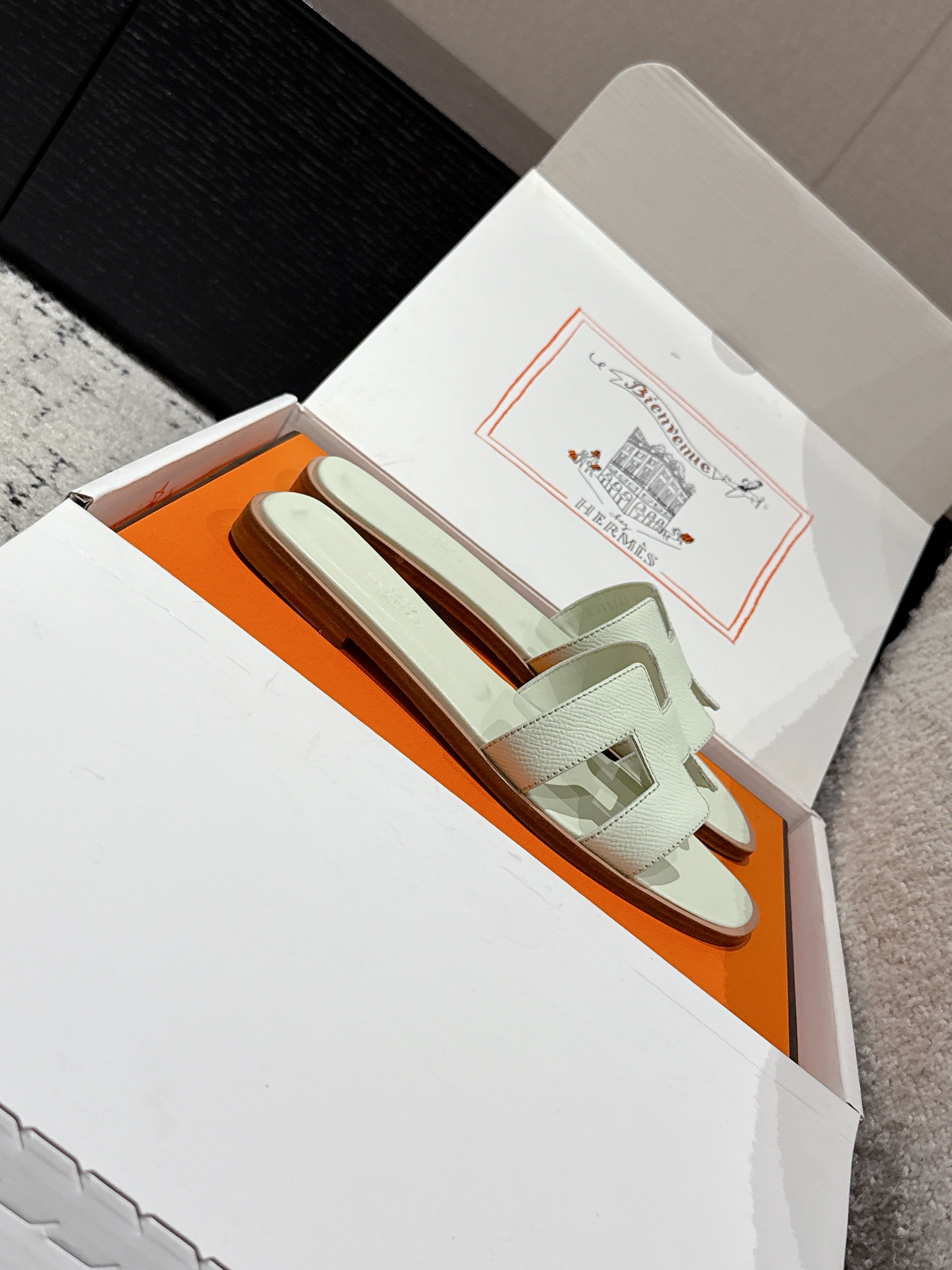 HM 25 Oran Sandal Vert Jade Epsom