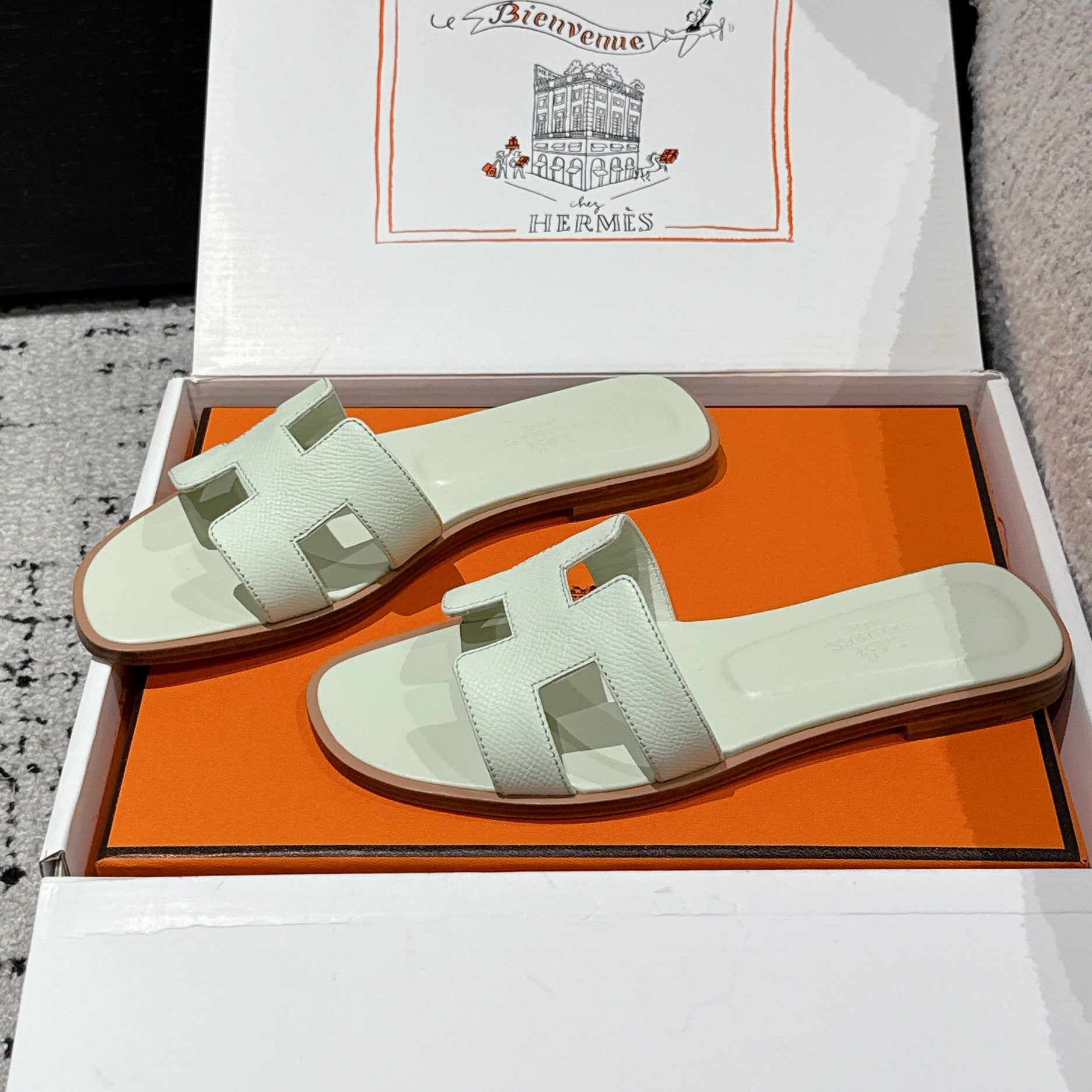 HM 25 Oran Sandal Vert Jade Epsom