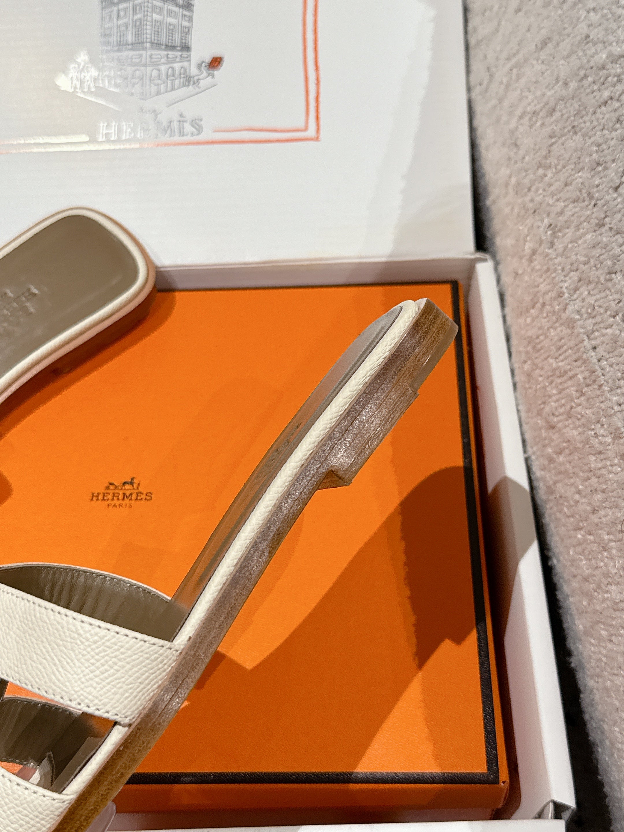 HM 25 Oran Sandal Cream Epsom Etoupe Calfskin