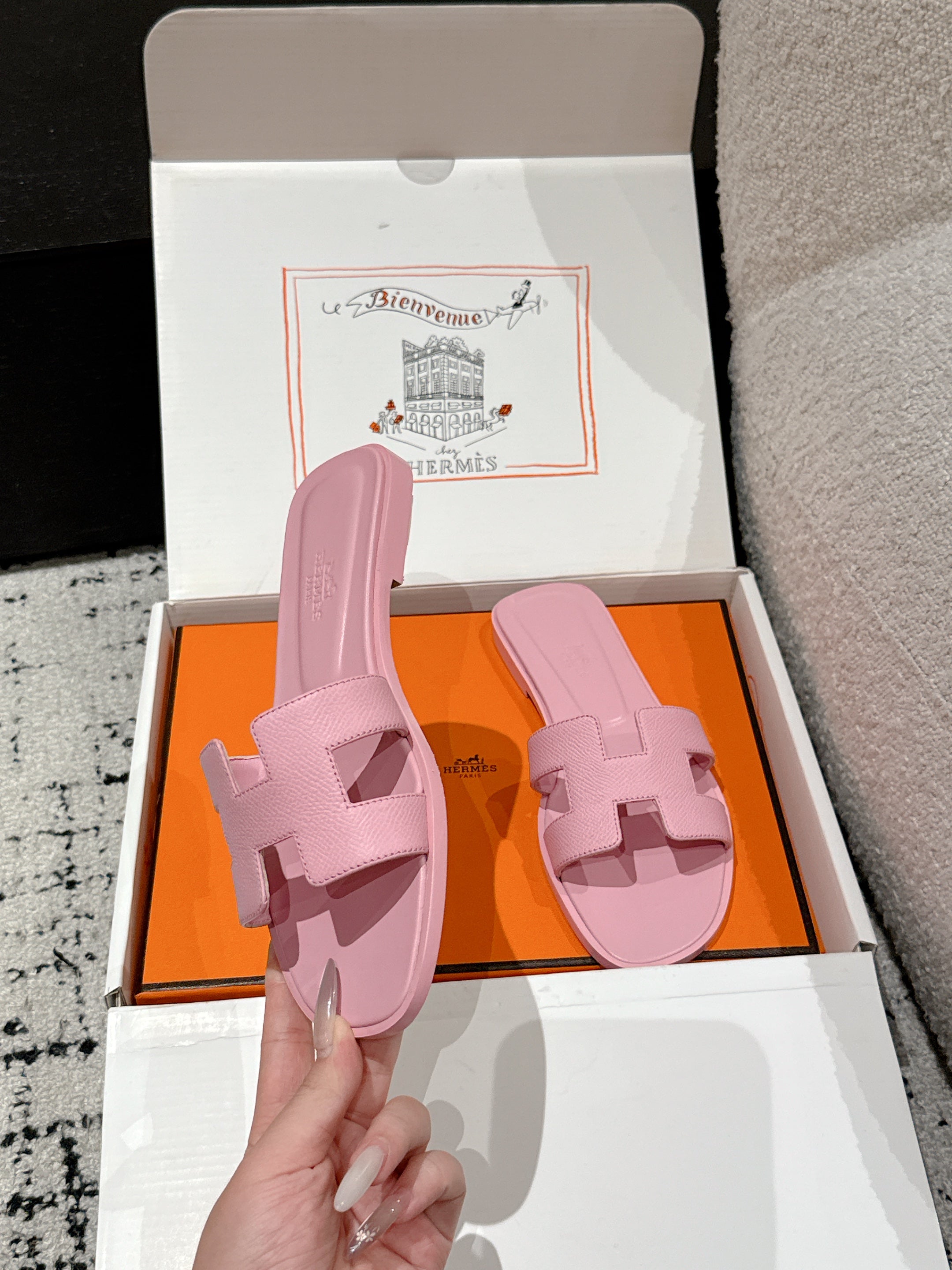 HM 25 Oran Sandal Pink Epsom