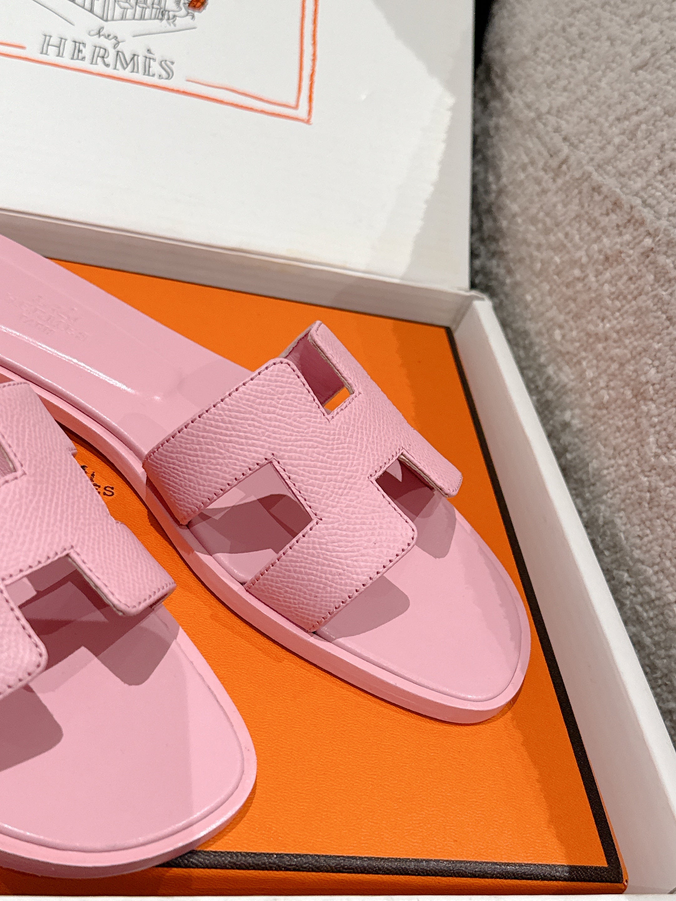 HM 25 Oran Sandal Pink Epsom