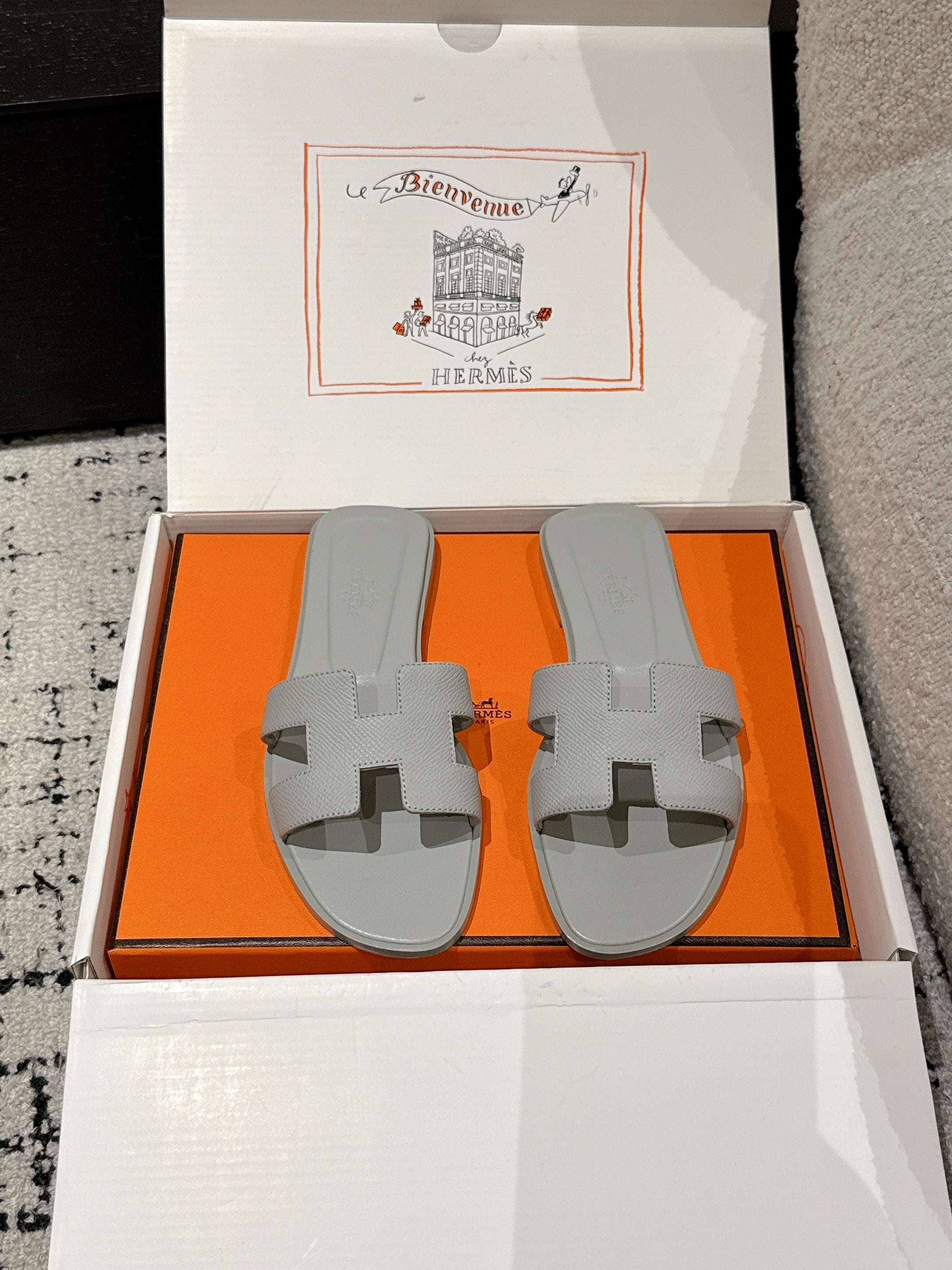 HM 25 Oran Sandal Grey Epsom
