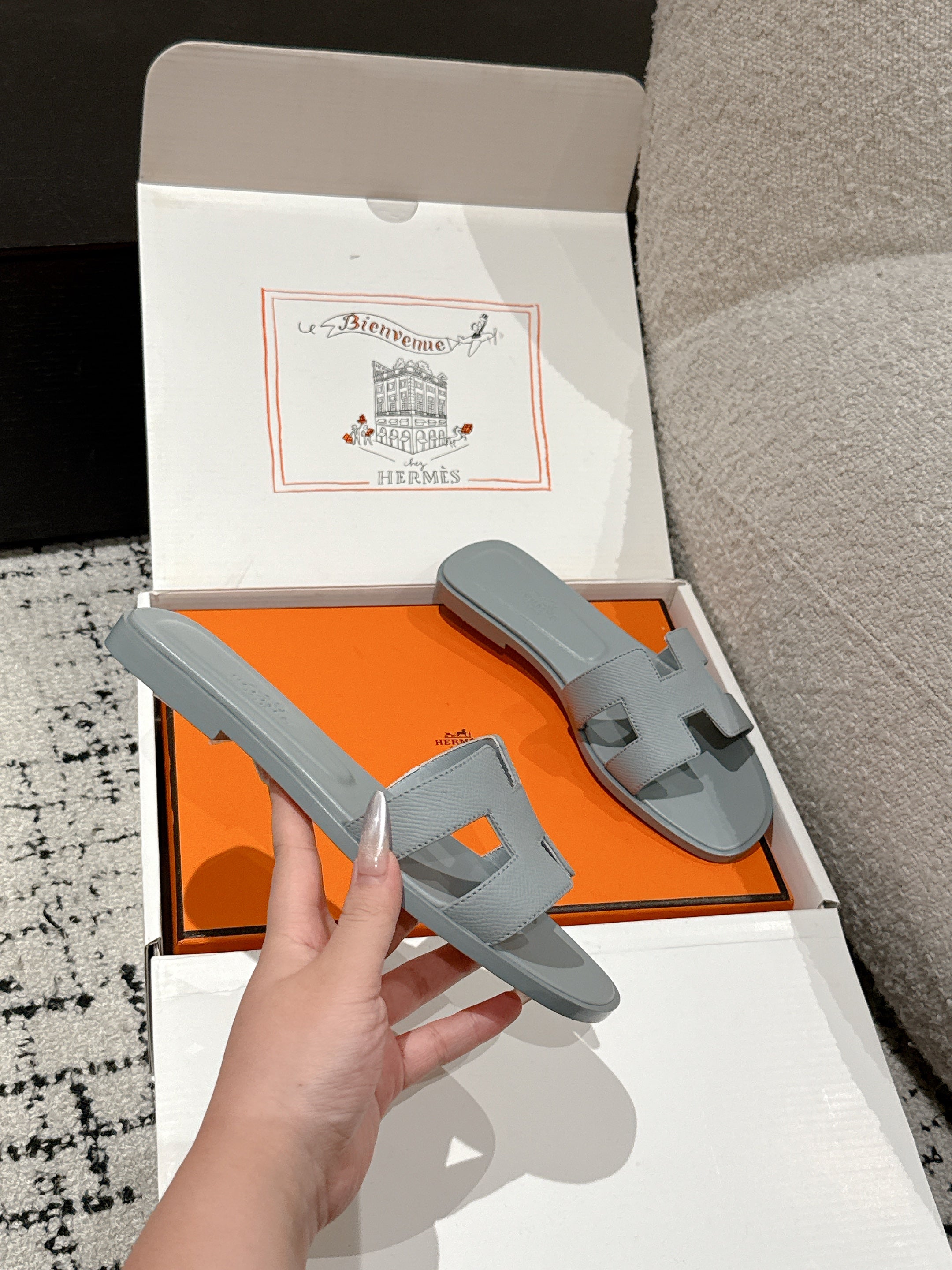 HM 25 Oran Sandal Dark Grey Epsom