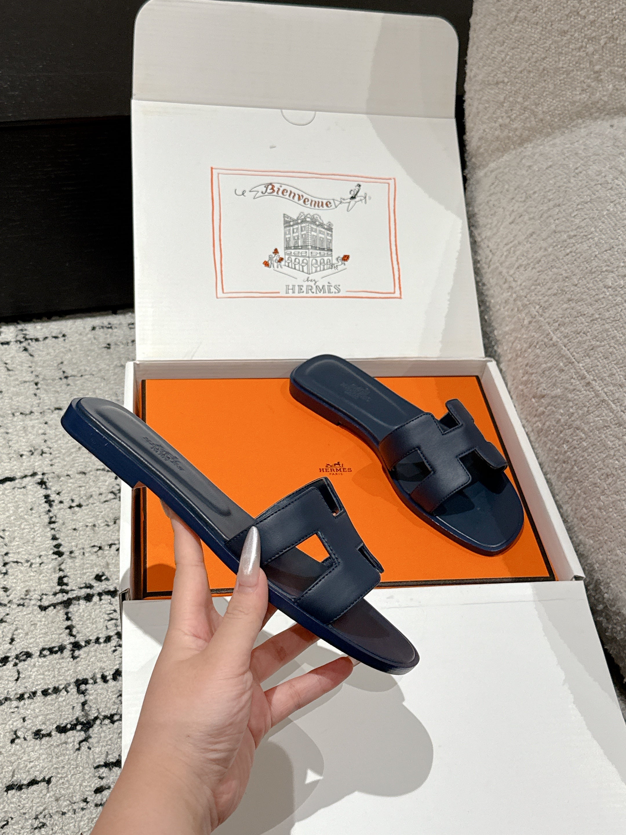 HM 25 Oran Sandal Dark Blue Calfskin